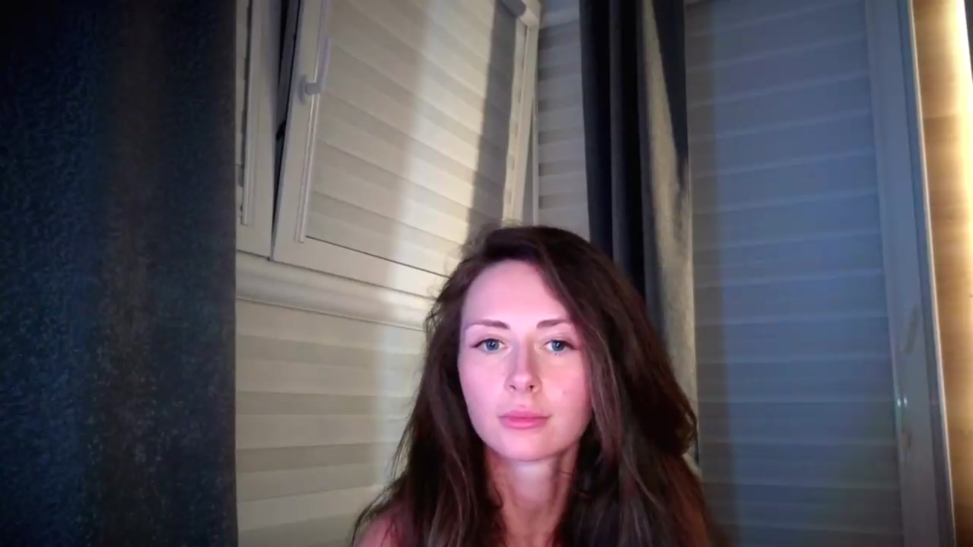 Gallery image thumbnail from Amber_Fry's myfreecams stream on, 07/11/2026, 22:44 image 12 of 20