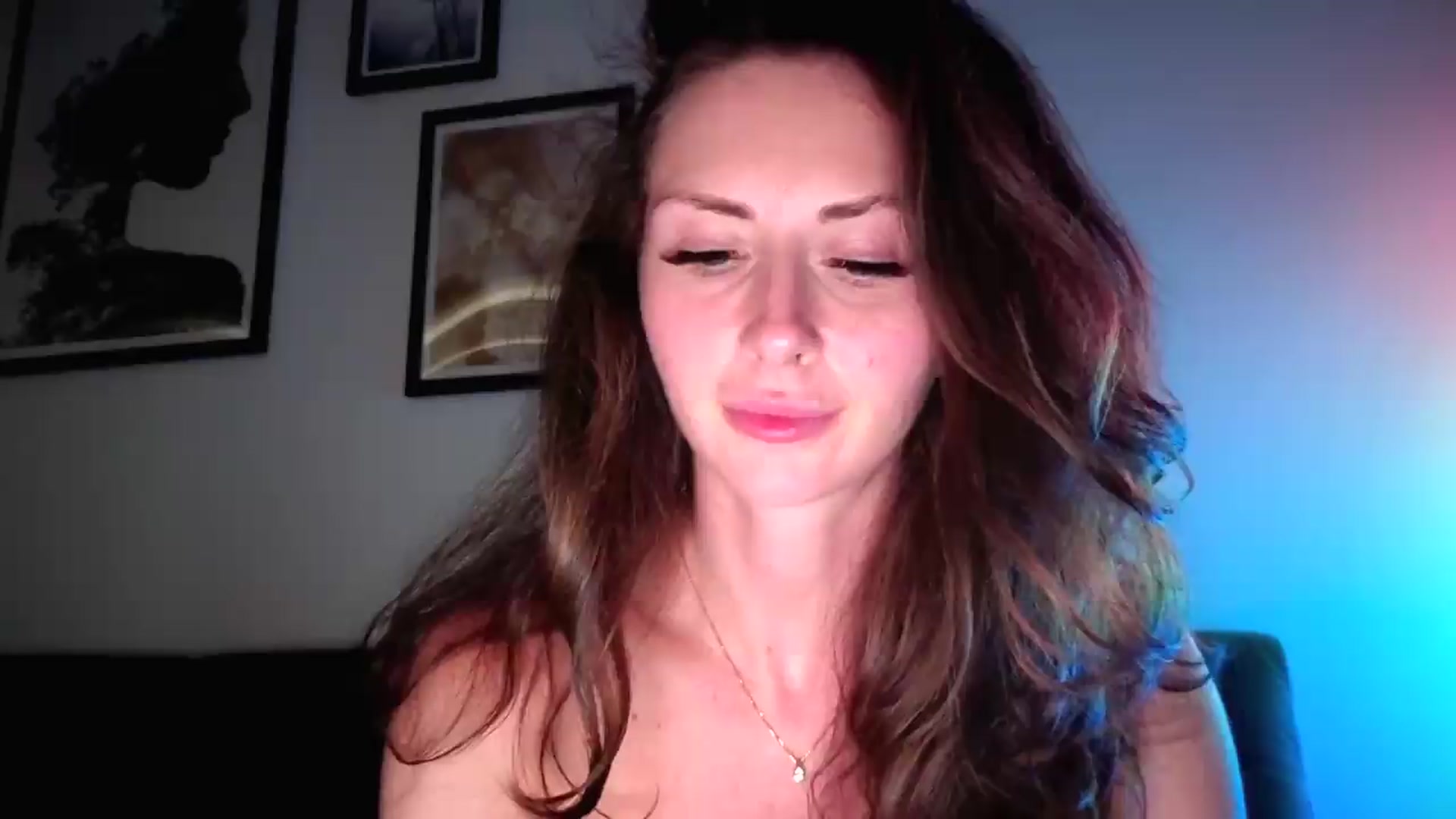 Gallery image thumbnail from Amber_Fry's myfreecams stream on, 07/16/2026, 24:14 image 4 of 20