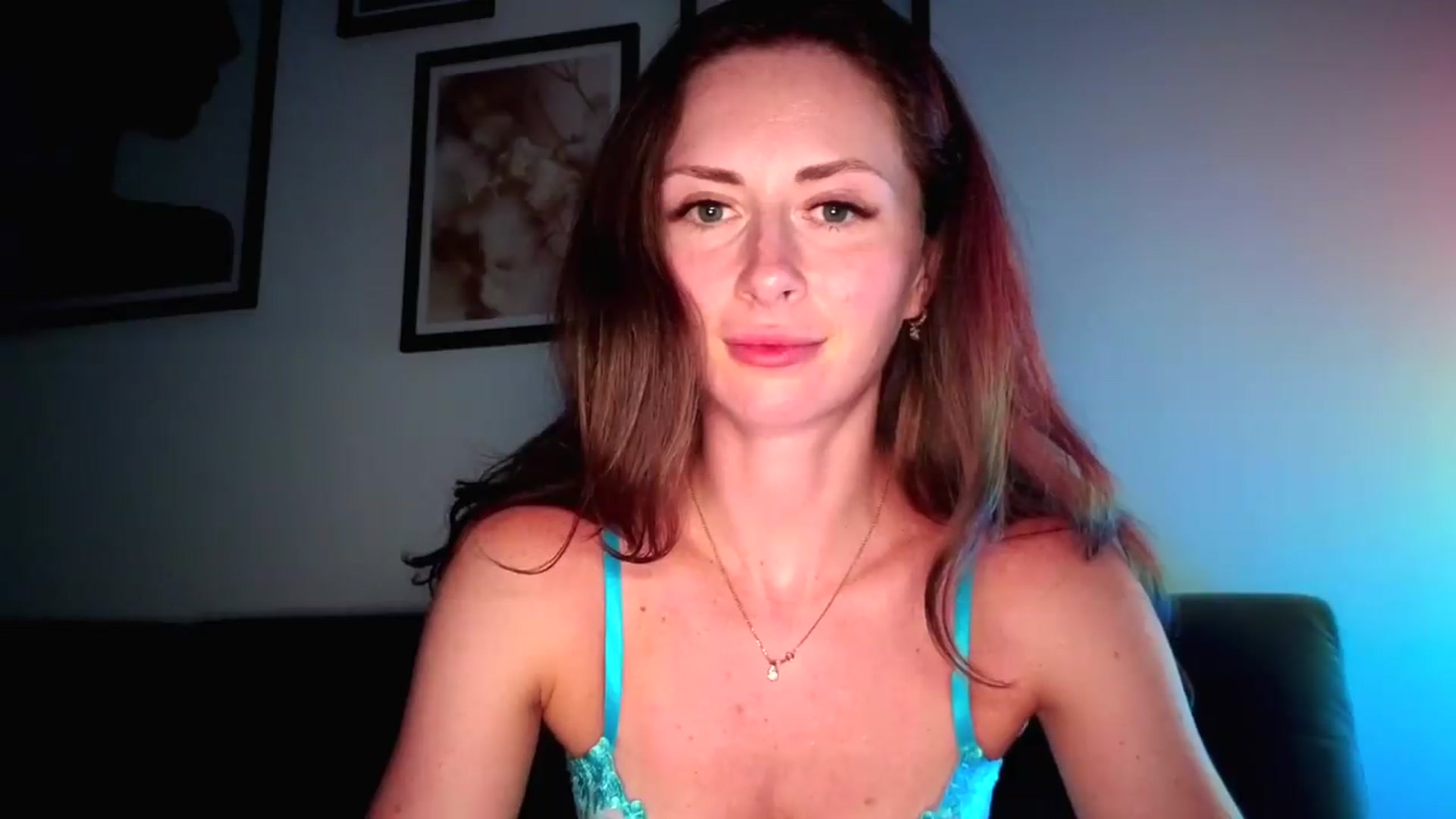Gallery image thumbnail from Amber_Fry's myfreecams stream on, 07/17/2026, 24:05 image 14 of 20