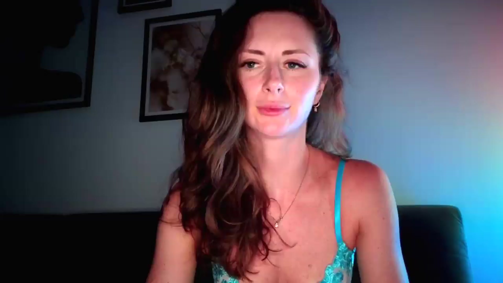 Gallery image thumbnail from Amber_Fry's myfreecams stream on, 07/17/2026, 24:05 image 11 of 20