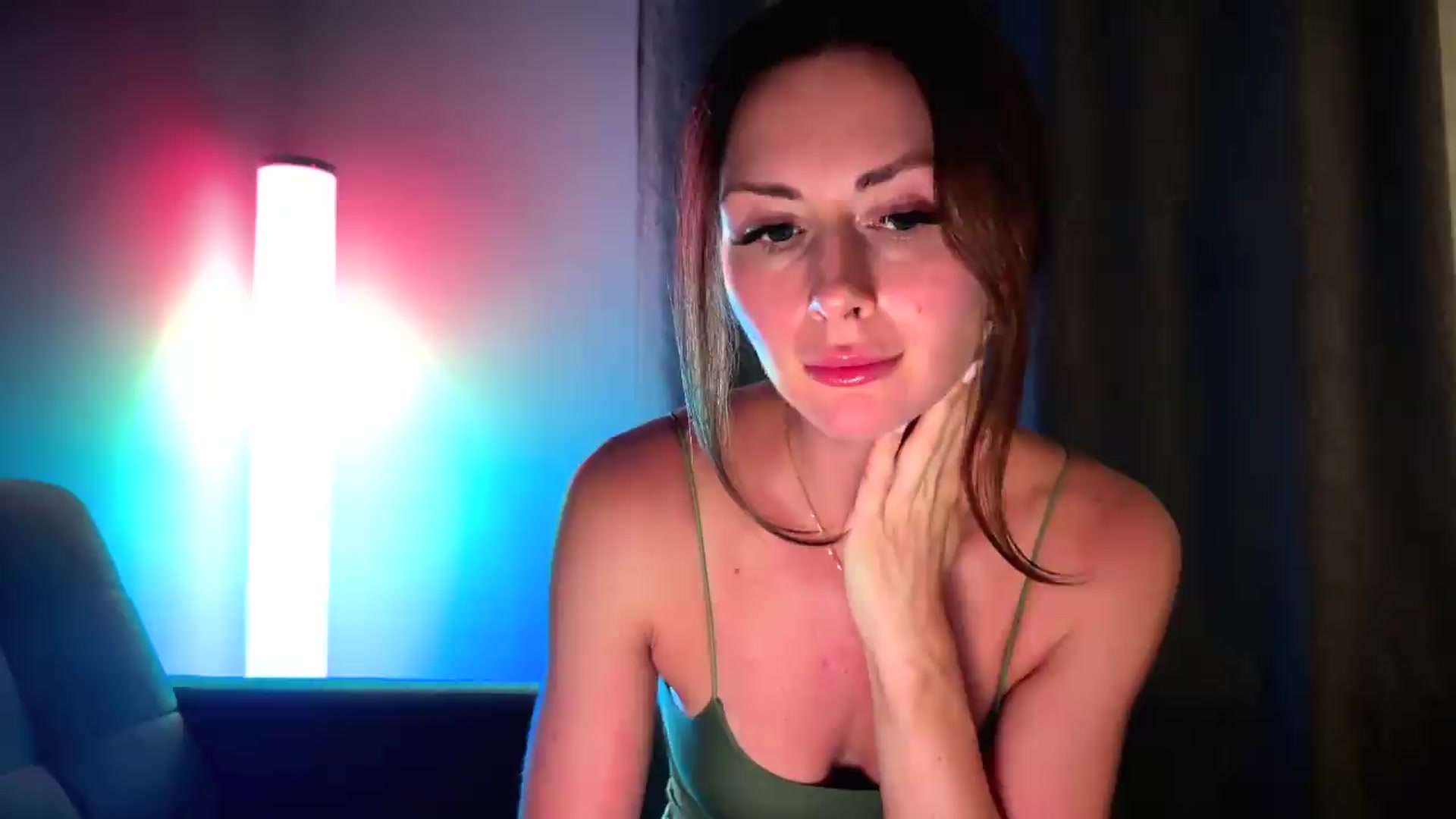Gallery image thumbnail from Amber_Fry's myfreecams stream on, 07/28/2026, 20:39 image 9 of 20
