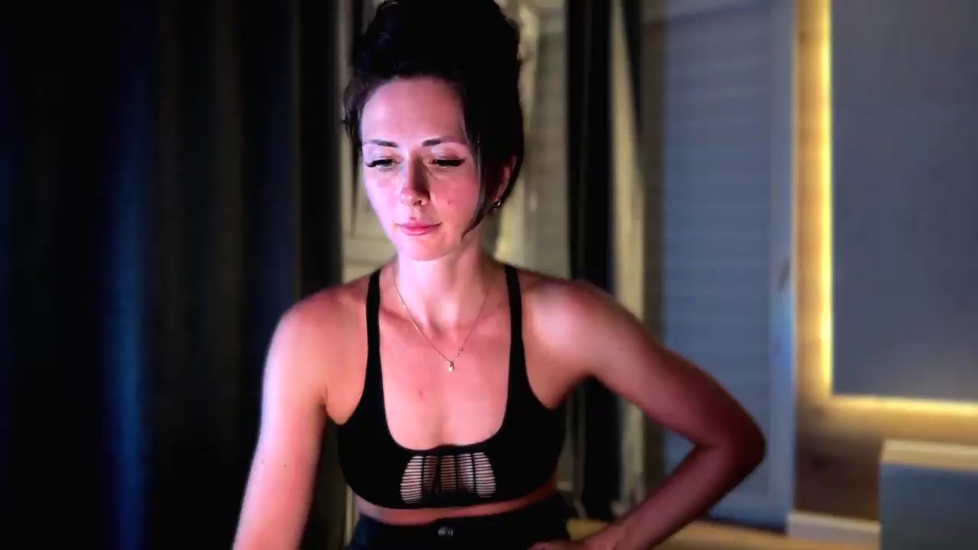 Gallery image thumbnail from Amber_Fry's myfreecams stream on, 07/30/2026, 20:48 image 4 of 20