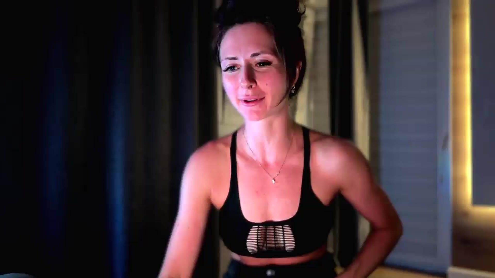 Gallery image thumbnail from Amber_Fry's myfreecams stream on, 07/30/2026, 20:48 image 5 of 20