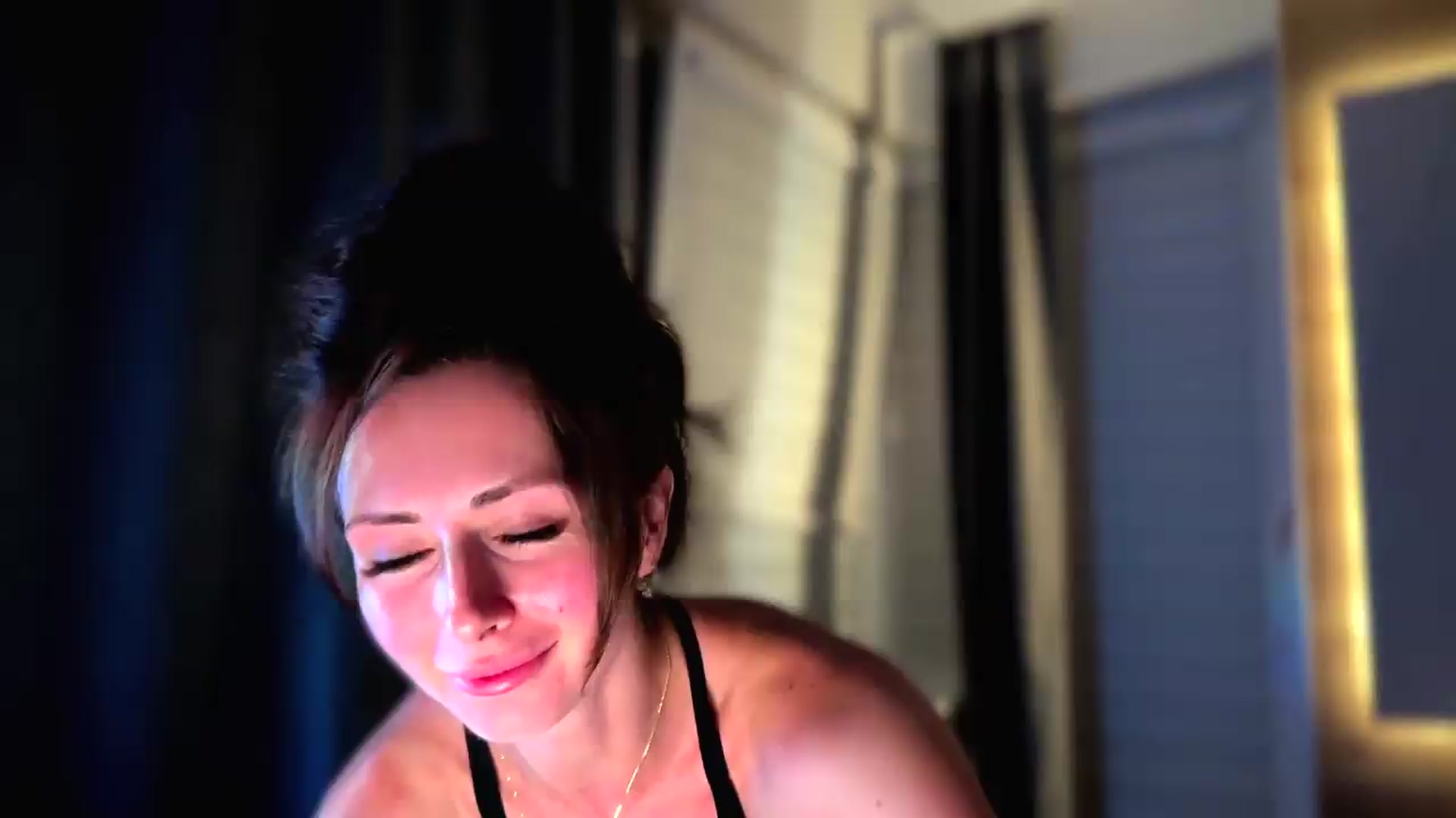 Gallery image thumbnail from Amber_Fry's myfreecams stream on, 07/30/2026, 22:23 image 8 of 20