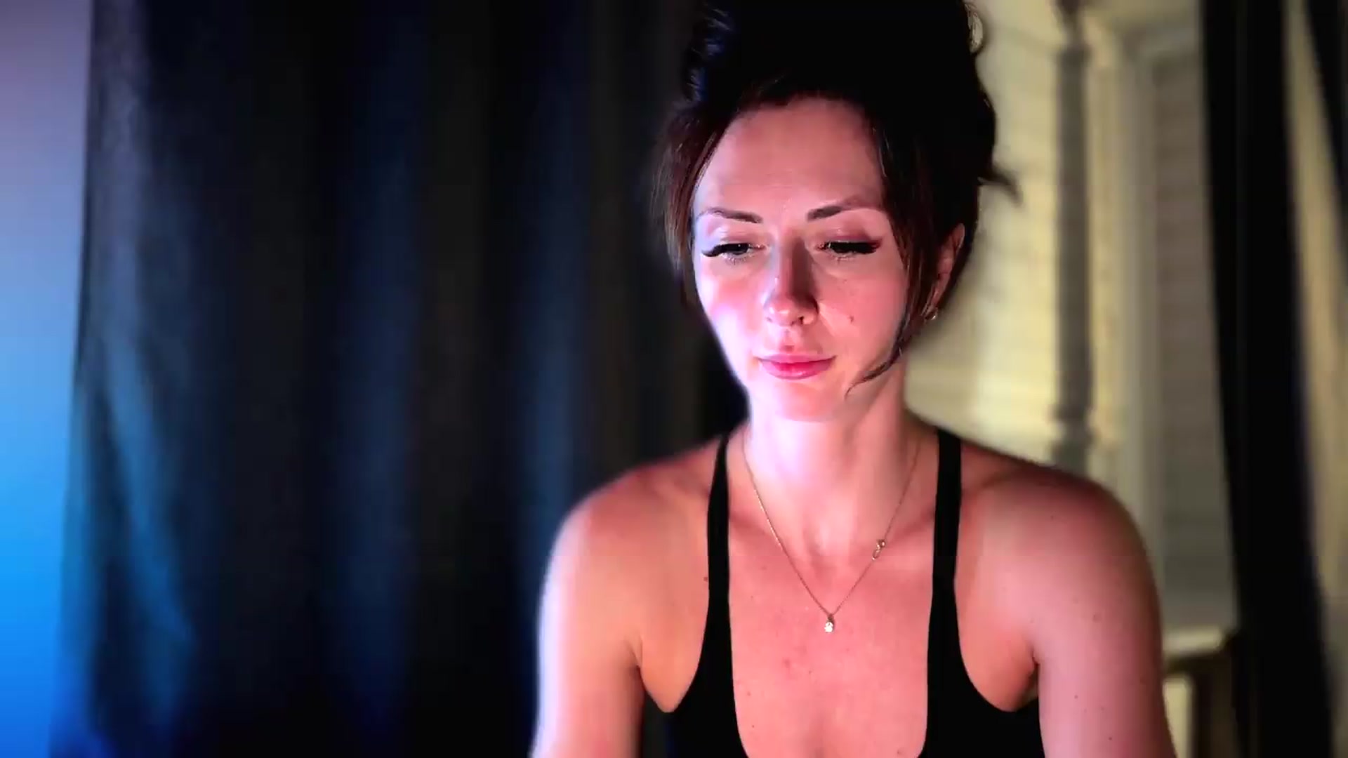 Gallery image thumbnail from Amber_Fry's myfreecams stream on, 07/30/2026, 22:53 image 17 of 20