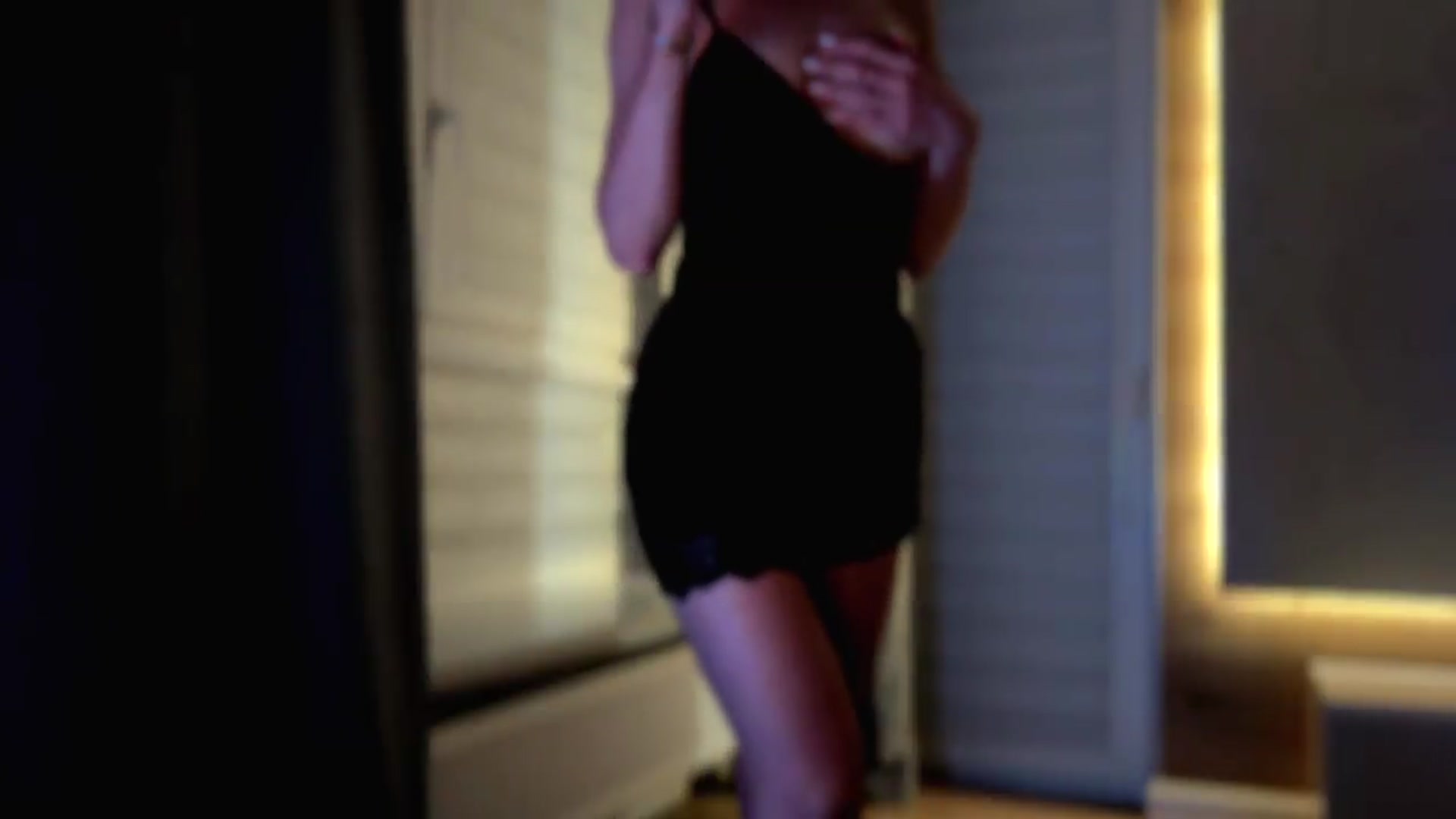 Gallery image thumbnail from Amber_Fry's myfreecams stream on, 07/31/2026, 23:45 image 3 of 20