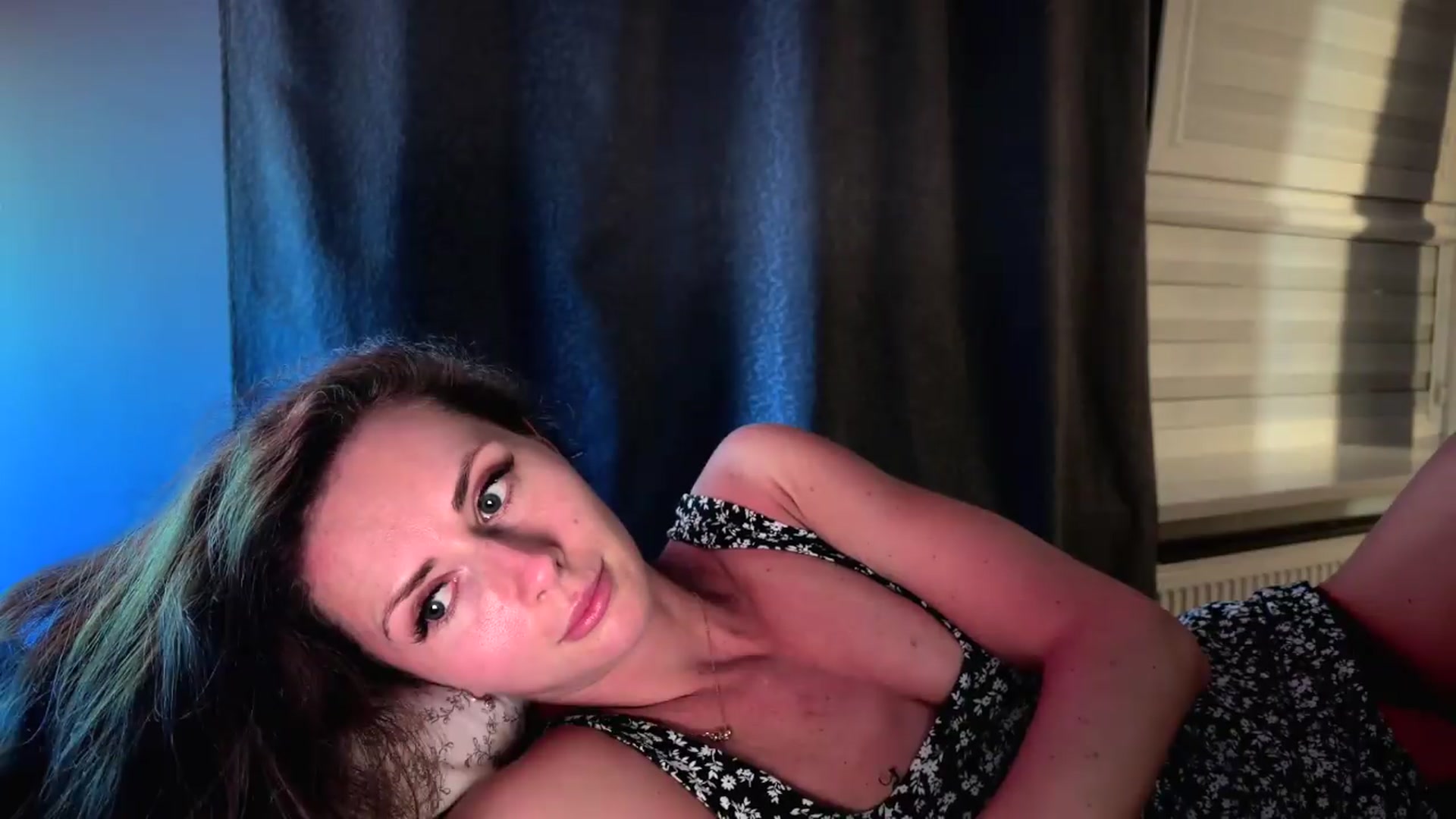 Gallery image thumbnail from Amber_Fry's myfreecams stream on, 08/04/2026, 23:05 image 19 of 20