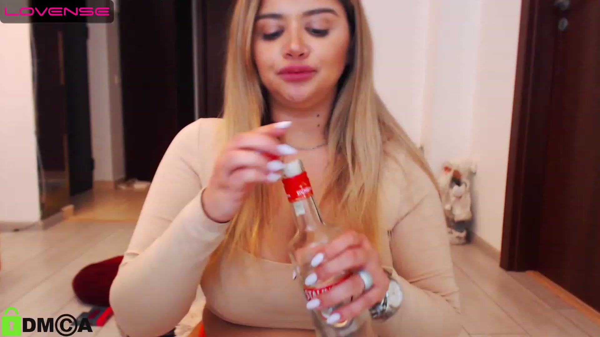 Gallery image thumbnail from Amber_Xs's myfreecams stream on, 06/05/2023, 24:01 image 4 of 20