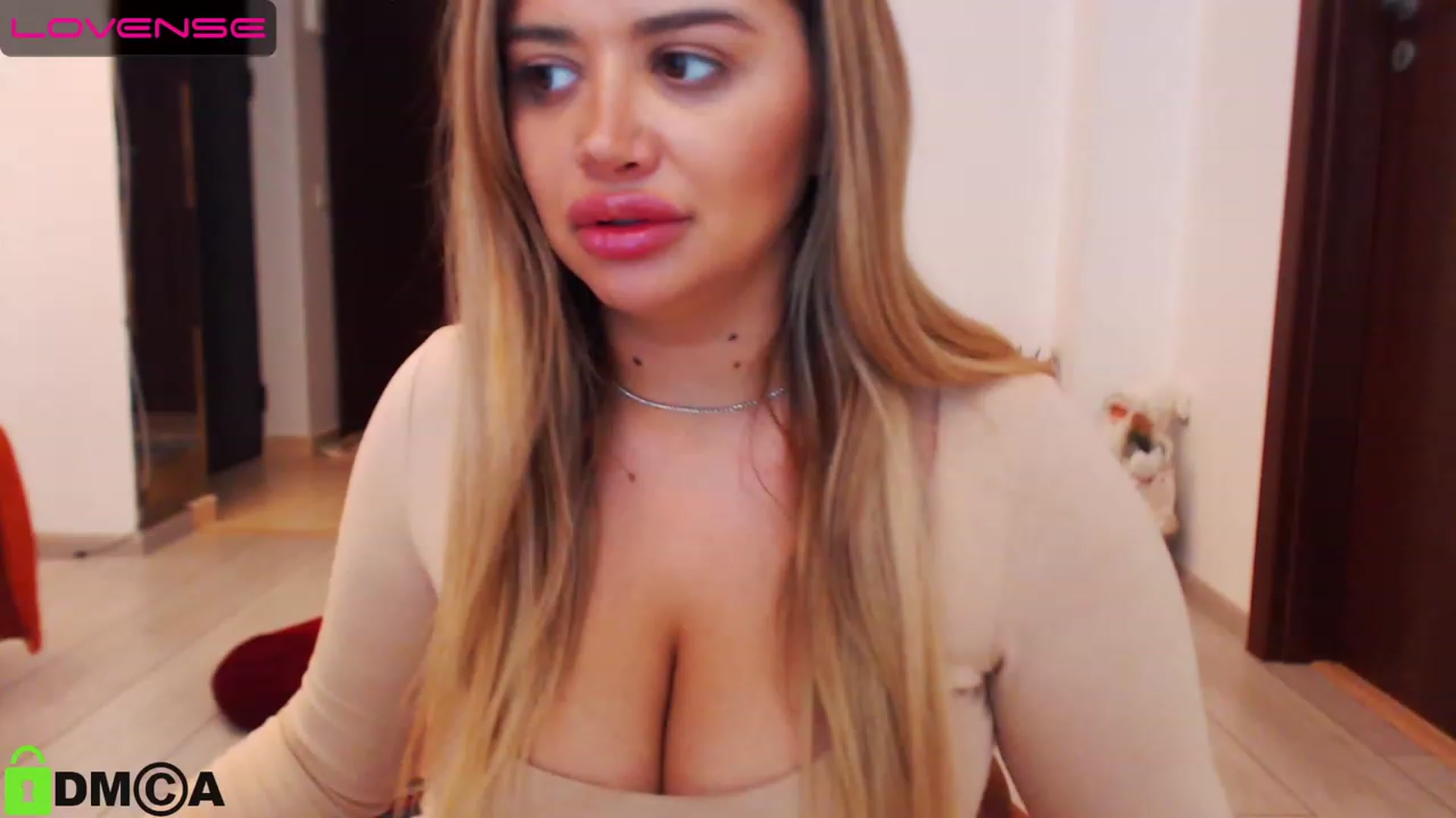Gallery image thumbnail from Amber_Xs's myfreecams stream on, 06/05/2023, 24:01 image 14 of 20