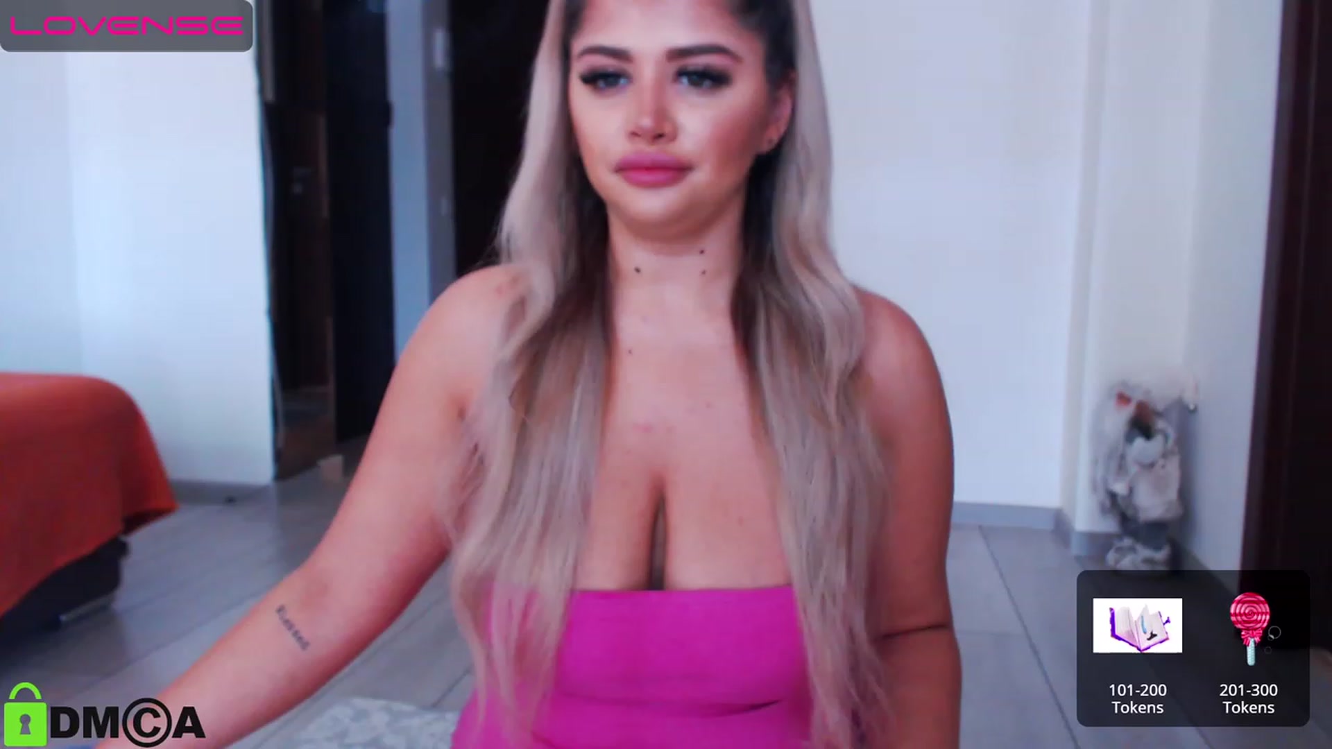 Gallery image thumbnail from Amber_Xs's myfreecams stream on, 06/12/2023, 13:31 image 2 of 20