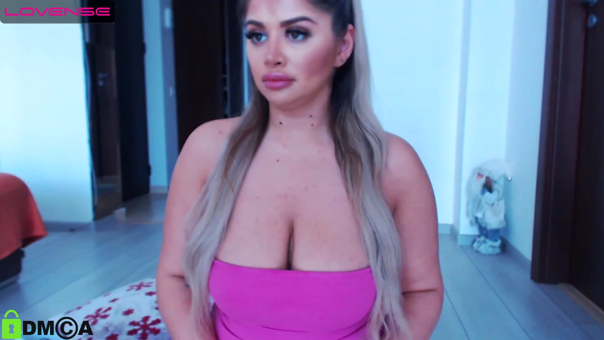 Gallery image thumbnail from Amber_Xs's myfreecams stream on, 06/12/2023, 15:03 image 3 of 20