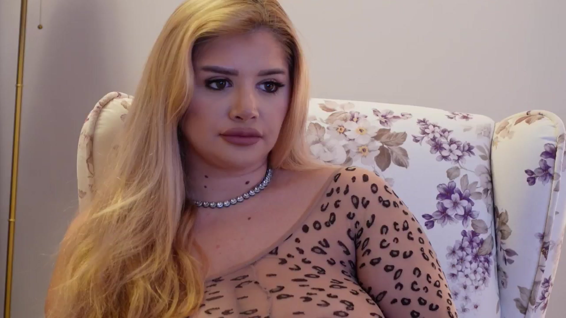 Gallery image thumbnail from Amber_Xs's myfreecams stream on, 11/20/2024, 11:51 image 3 of 20