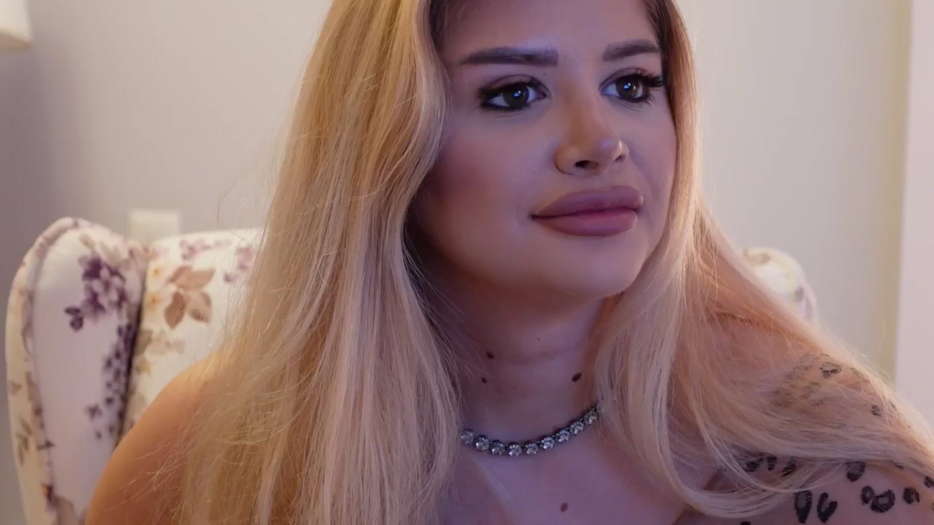 Gallery image thumbnail from Amber_Xs's myfreecams stream on, 11/20/2024, 11:51 image 1 of 20