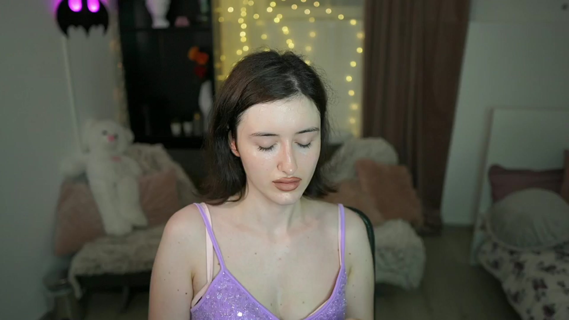 Gallery image thumbnail from Amber__Love18's myfreecams stream on, 06/27/2024, 11:55 image 19 of 20