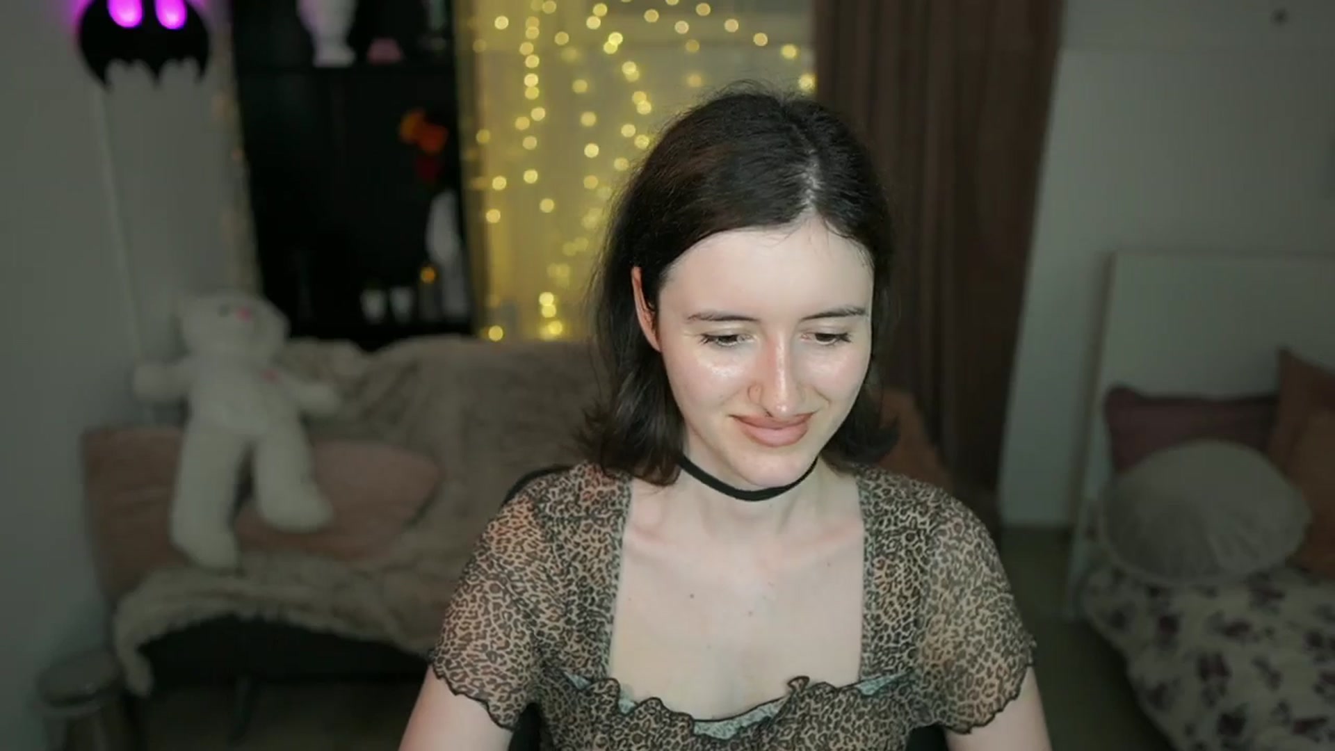 Gallery image thumbnail from Amber__Love18's myfreecams stream on, 06/28/2024, 13:03 image 6 of 20