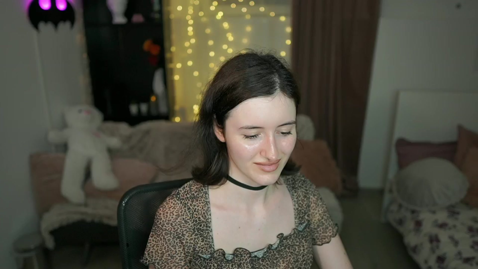 Gallery image thumbnail from Amber__Love18's myfreecams stream on, 06/28/2024, 13:03 image 1 of 20