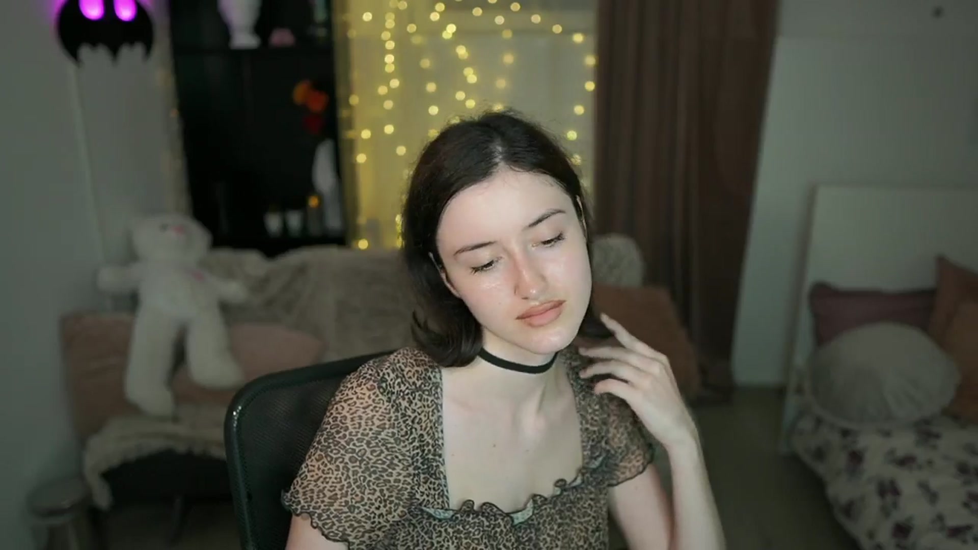 Gallery image thumbnail from Amber__Love18's myfreecams stream on, 06/28/2024, 13:03 image 15 of 20
