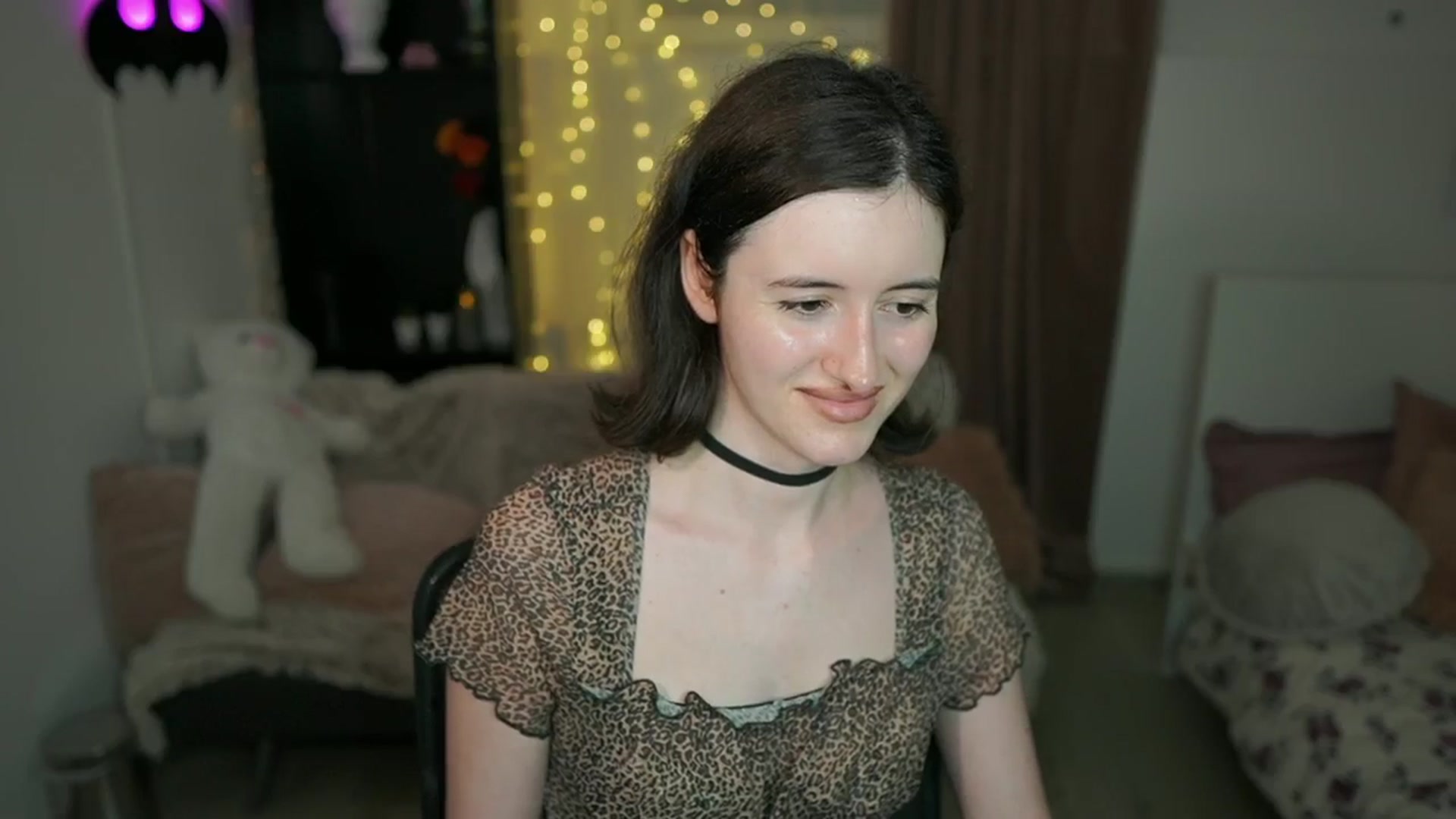 Gallery image thumbnail from Amber__Love18's myfreecams stream on, 06/28/2024, 13:03 image 4 of 20