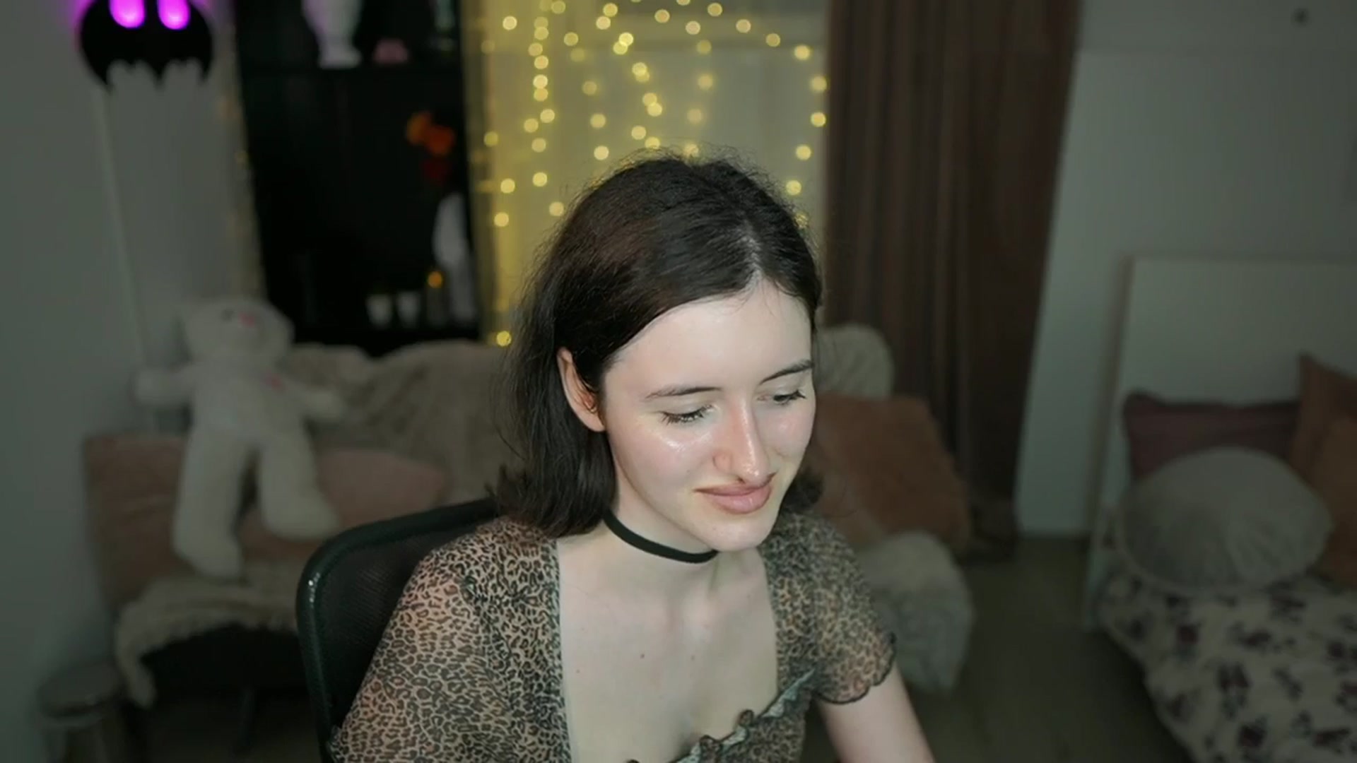 Gallery image thumbnail from Amber__Love18's myfreecams stream on, 06/28/2024, 13:03 image 16 of 20