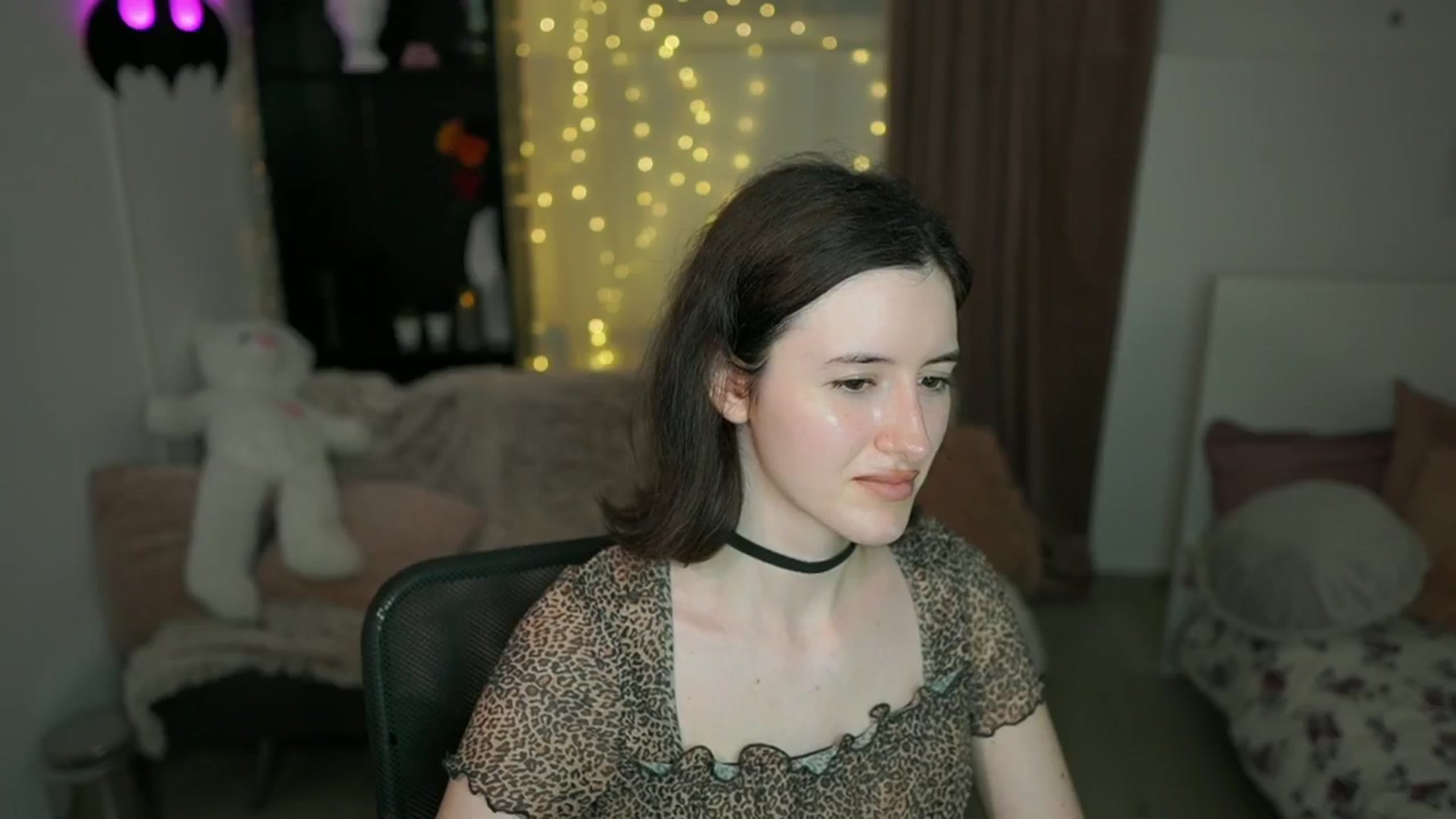 Gallery image thumbnail from Amber__Love18's myfreecams stream on, 06/28/2024, 13:03 image 3 of 20