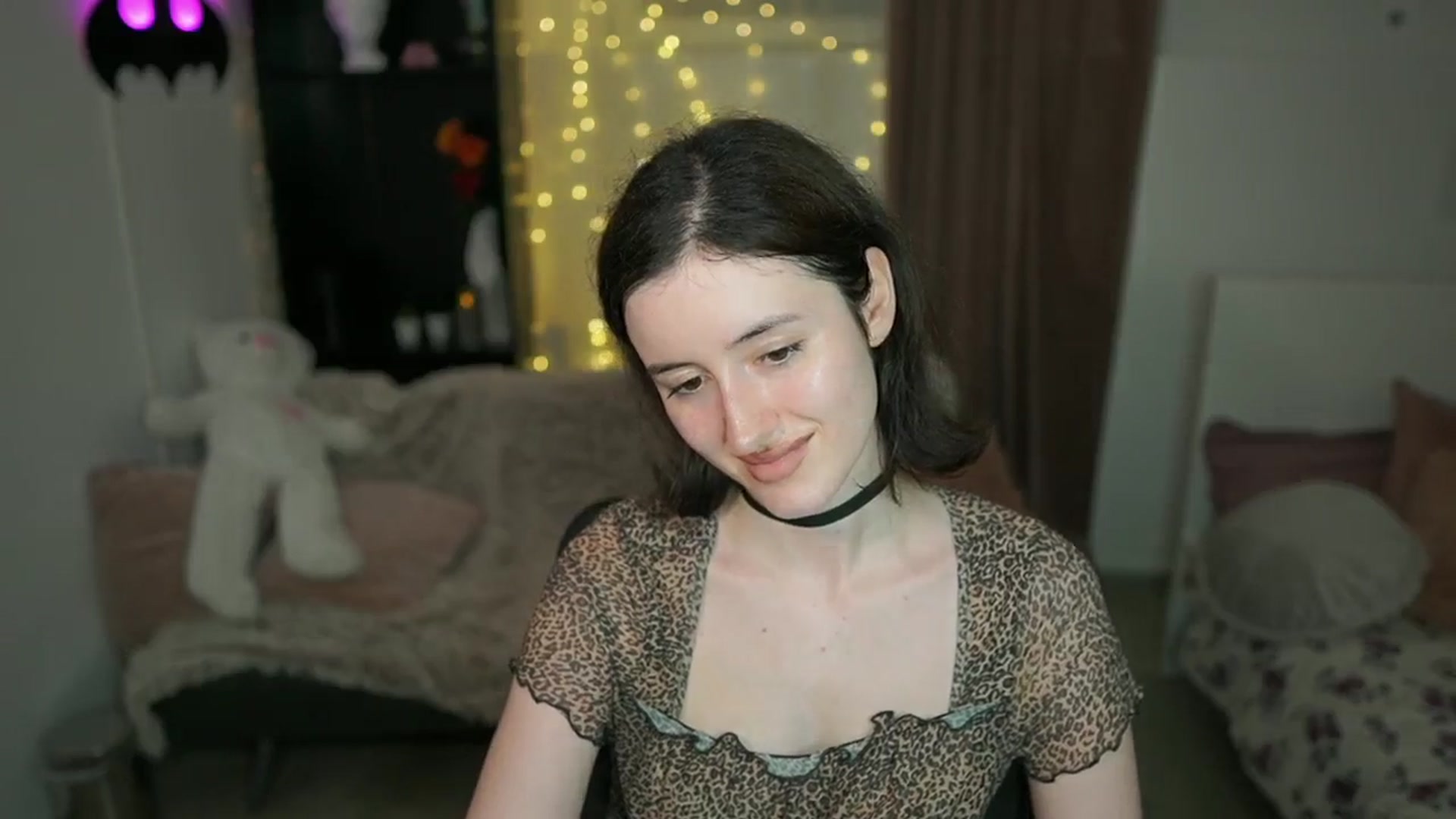 Gallery image thumbnail from Amber__Love18's myfreecams stream on, 06/28/2024, 13:03 image 13 of 20