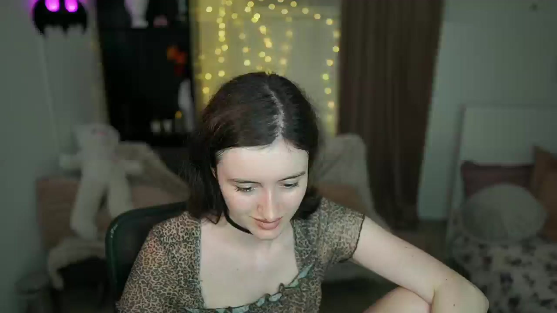 Gallery image thumbnail from Amber__Love18's myfreecams stream on, 06/28/2024, 13:36 image 11 of 20