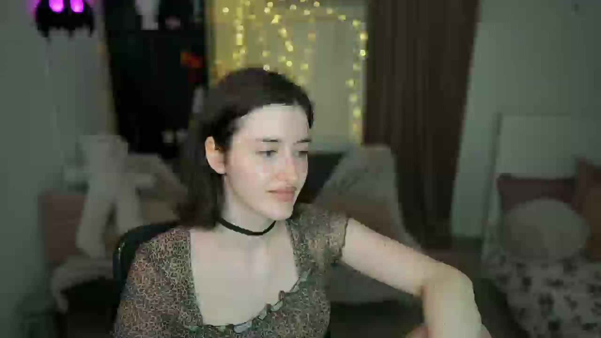 Gallery image thumbnail from Amber__Love18's myfreecams stream on, 06/28/2024, 13:36 image 13 of 20