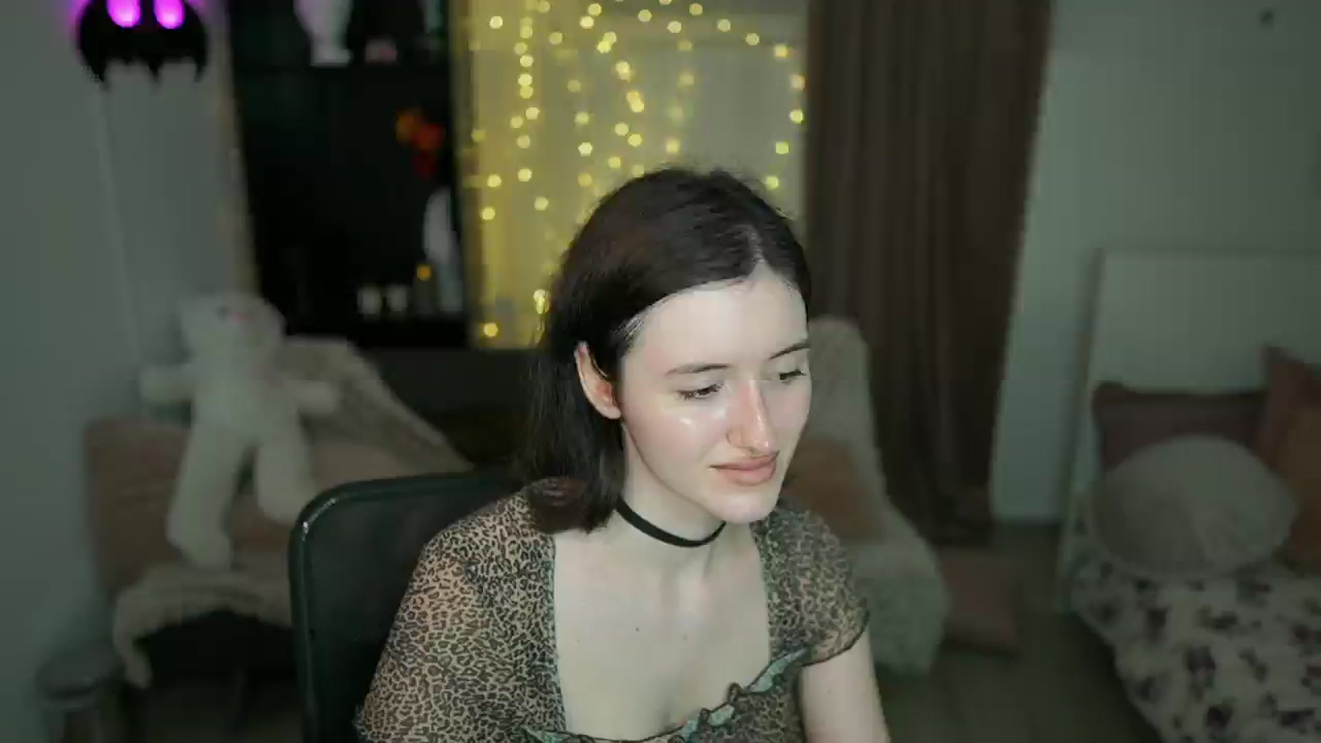Gallery image thumbnail from Amber__Love18's myfreecams stream on, 06/28/2024, 13:36 image 14 of 20