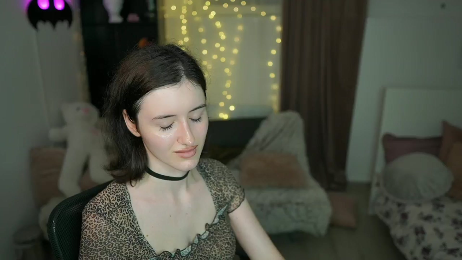 Gallery image thumbnail from Amber__Love18's myfreecams stream on, 06/28/2024, 13:36 image 15 of 20