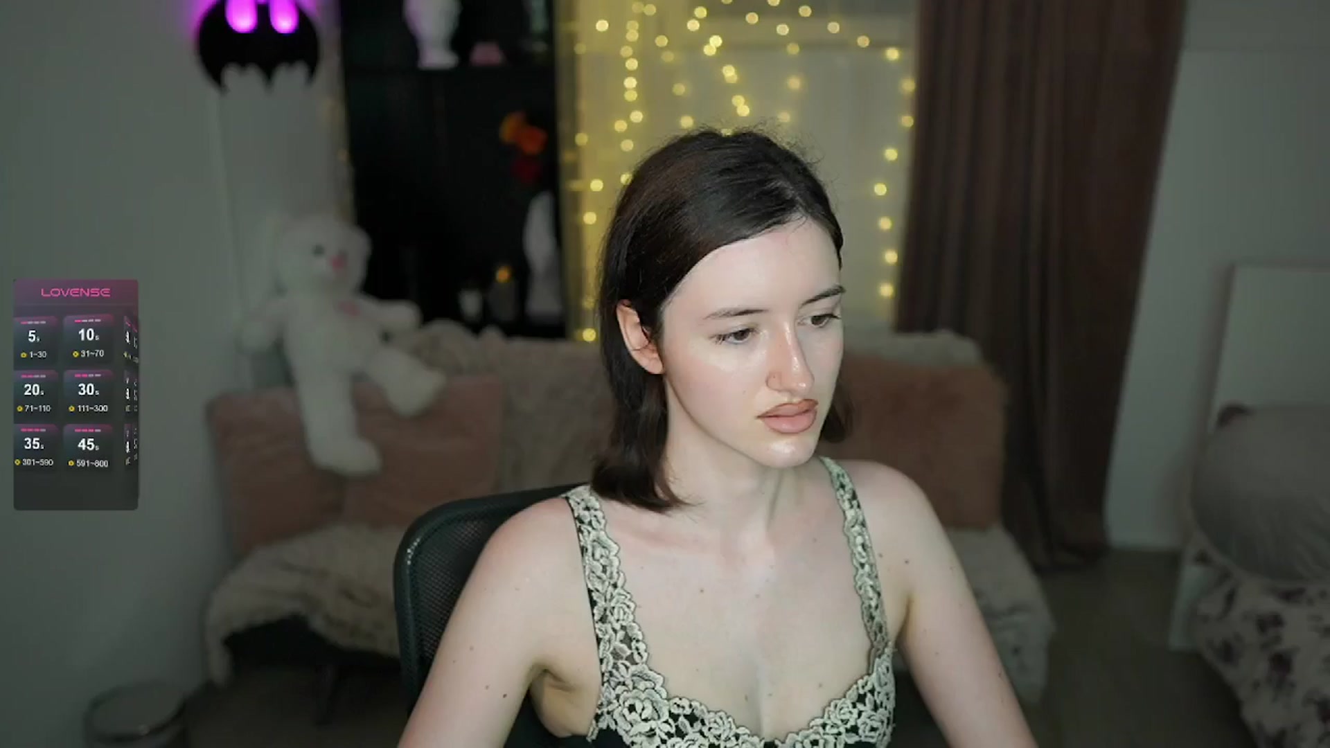 Gallery image thumbnail from Amber__Love18's myfreecams stream on, 07/01/2024, 10:54 image 8 of 20