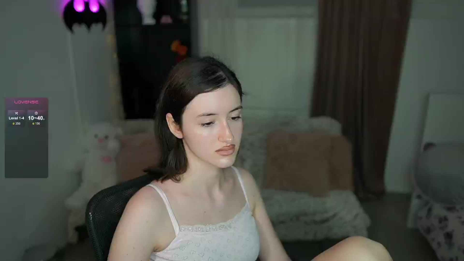 Gallery image thumbnail from Amber__Love18's myfreecams stream on, 07/02/2024, 08:34 image 7 of 20