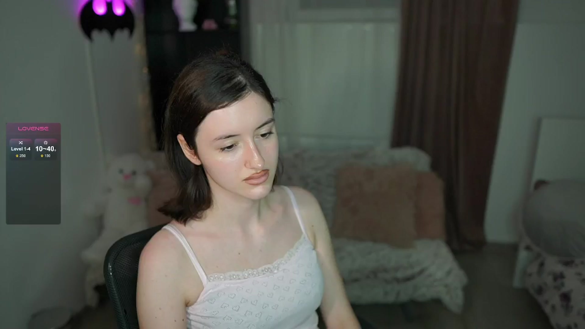 Gallery image thumbnail from Amber__Love18's myfreecams stream on, 07/02/2024, 08:34 image 8 of 20