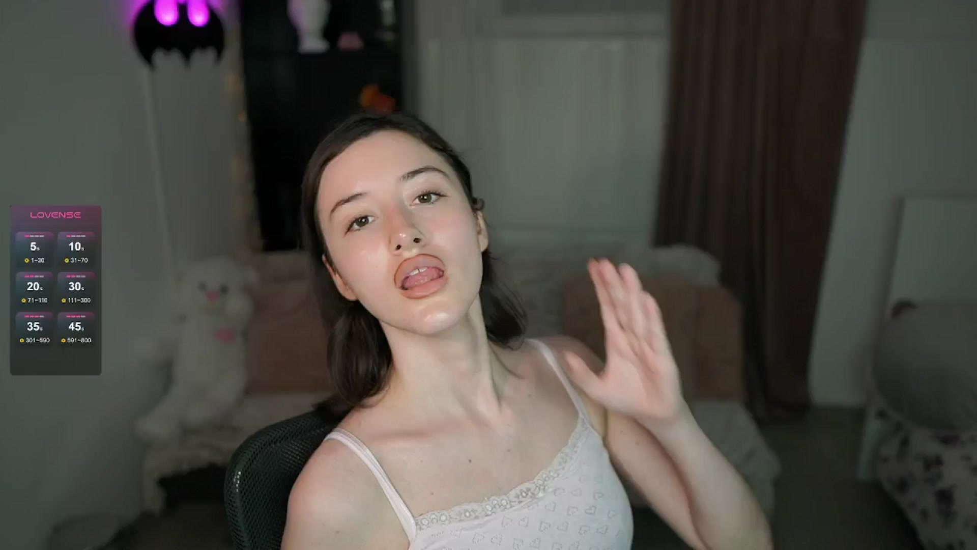 Gallery image thumbnail from Amber__Love18's myfreecams stream on, 07/02/2024, 08:34 image 14 of 20