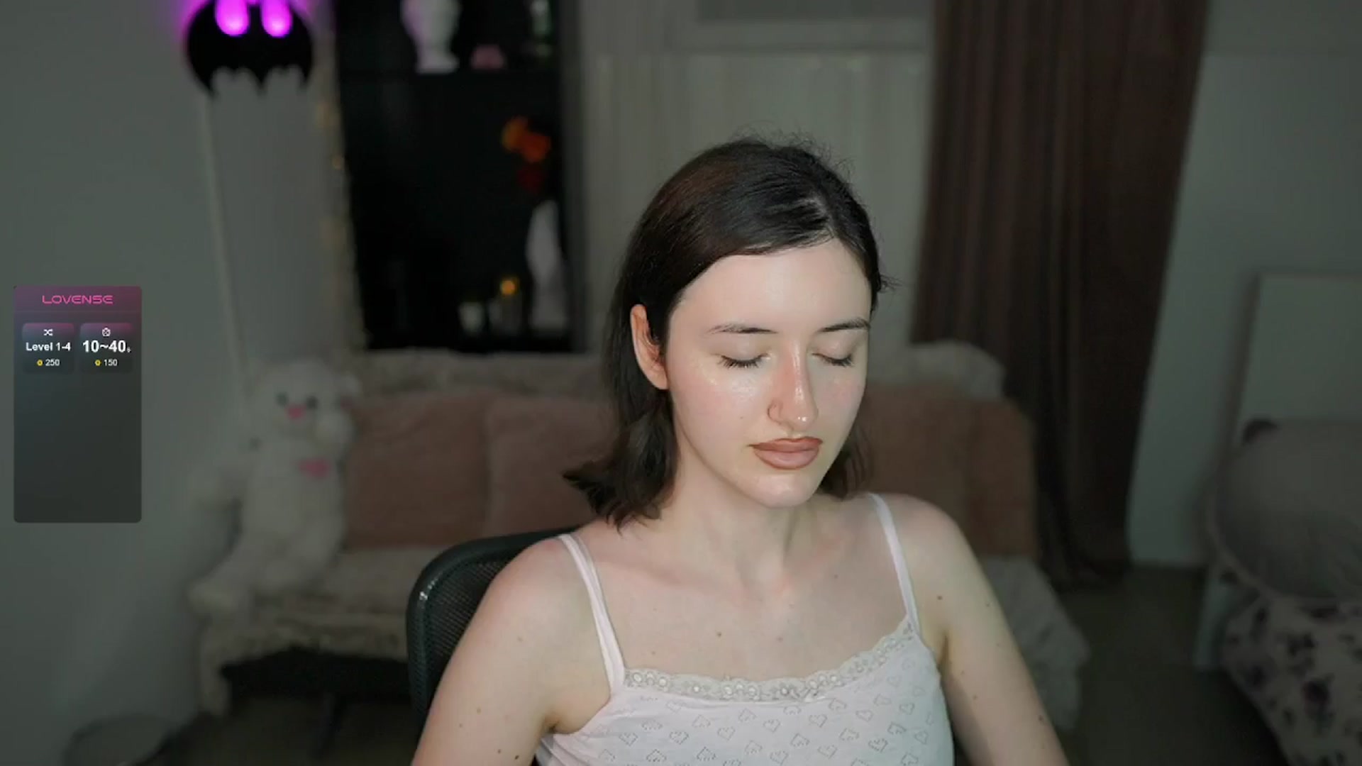 Gallery image thumbnail from Amber__Love18's myfreecams stream on, 07/02/2024, 08:34 image 17 of 20