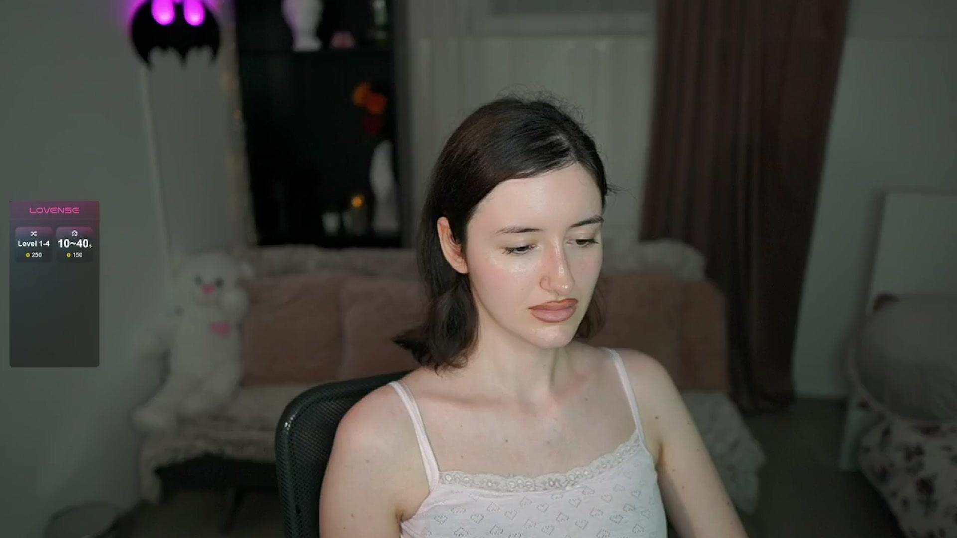 Gallery image thumbnail from Amber__Love18's myfreecams stream on, 07/02/2024, 08:34 image 20 of 20