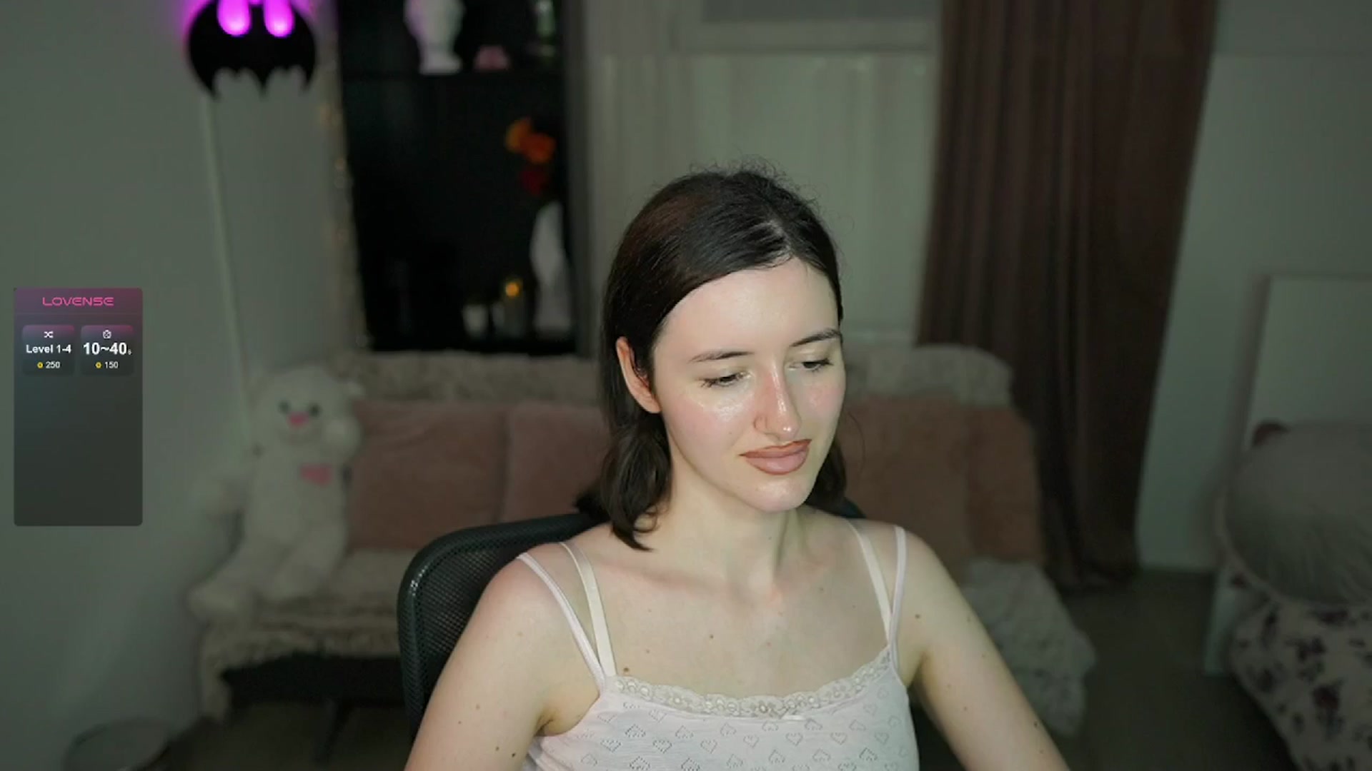 Gallery image thumbnail from Amber__Love18's myfreecams stream on, 07/02/2024, 10:51 image 8 of 20