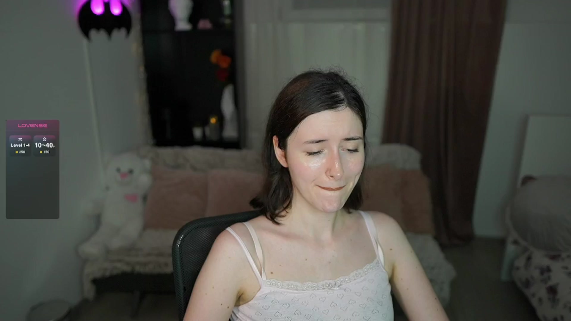 Gallery image thumbnail from Amber__Love18's myfreecams stream on, 07/02/2024, 10:51 image 16 of 20