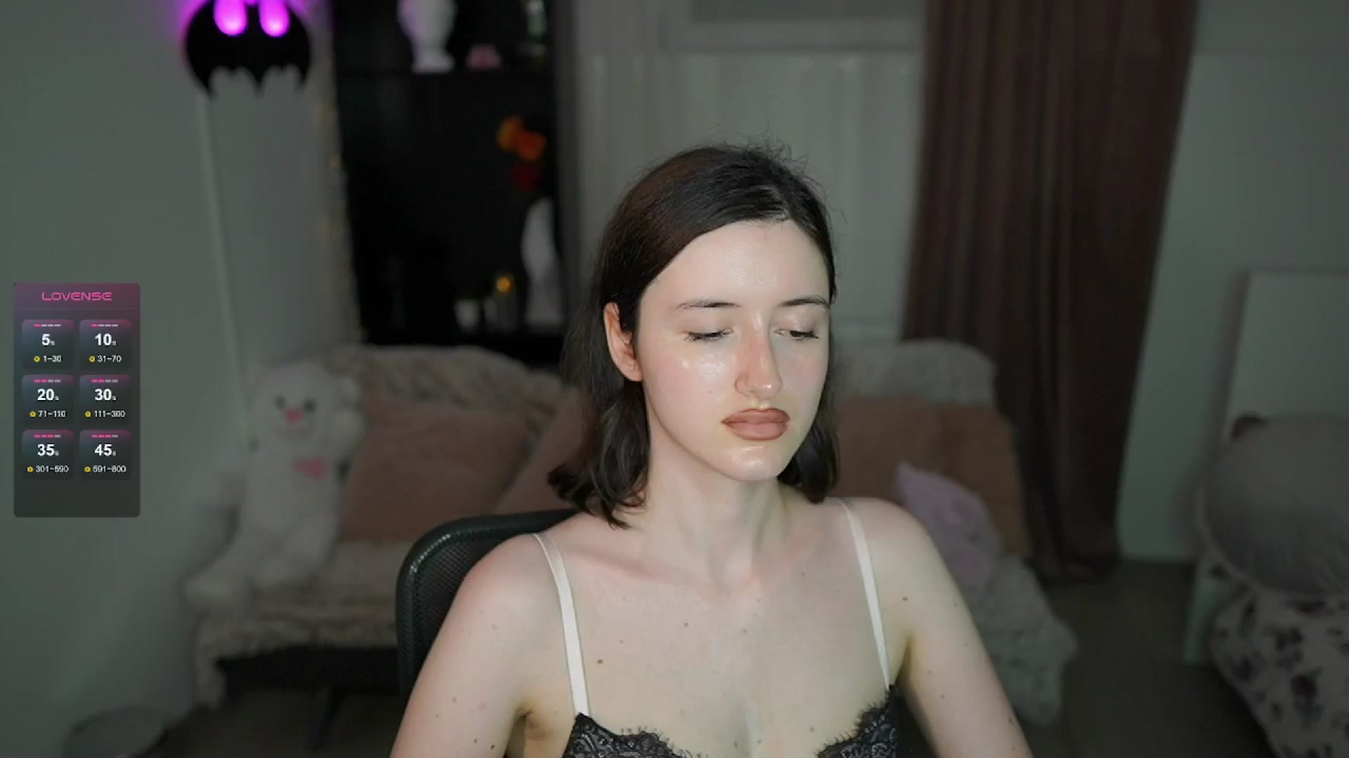 Gallery image thumbnail from Amber__Love18's myfreecams stream on, 07/02/2024, 13:03 image 5 of 20