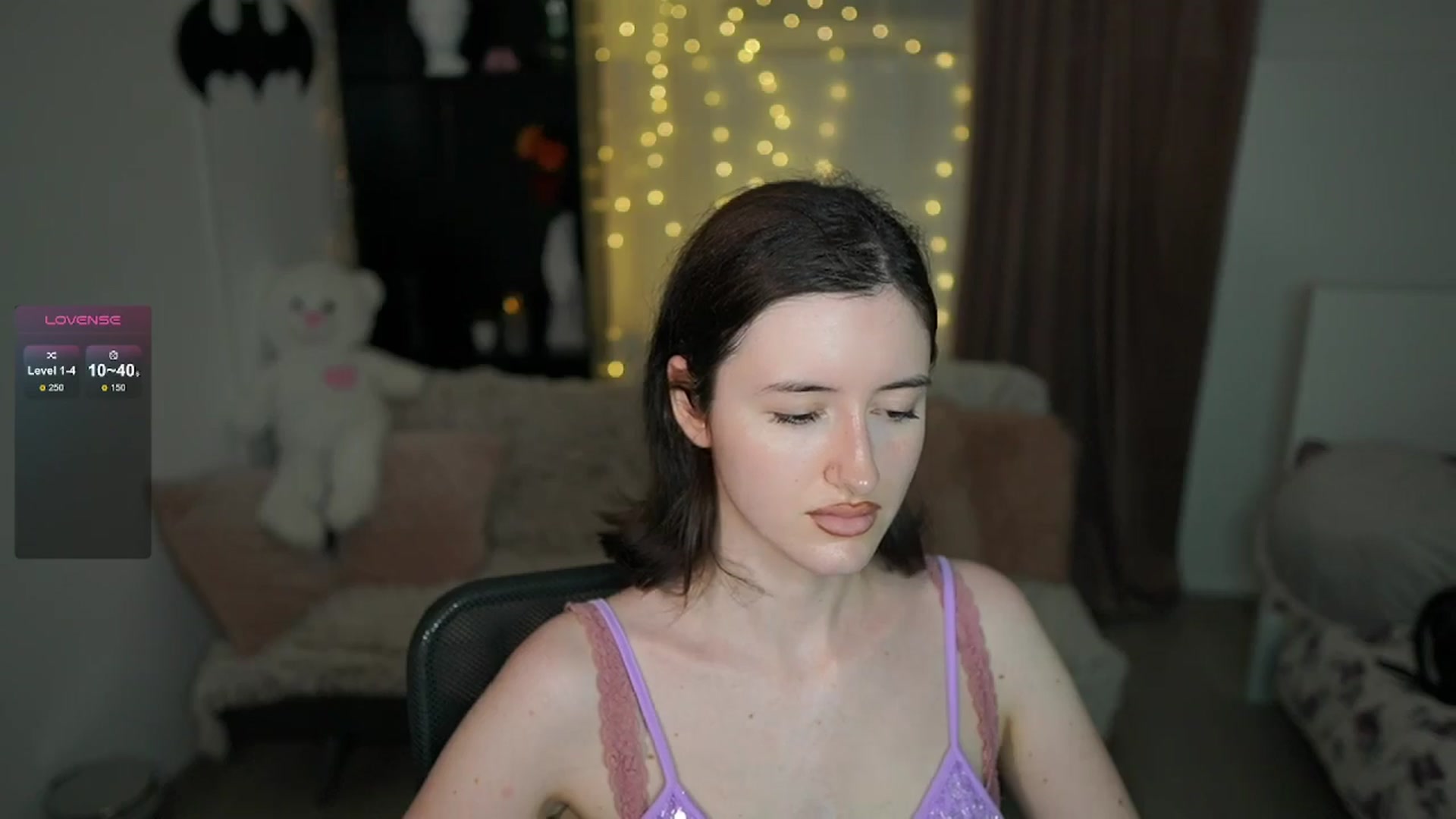 Gallery image thumbnail from Amber__Love18's myfreecams stream on, 07/03/2024, 10:24 image 6 of 20