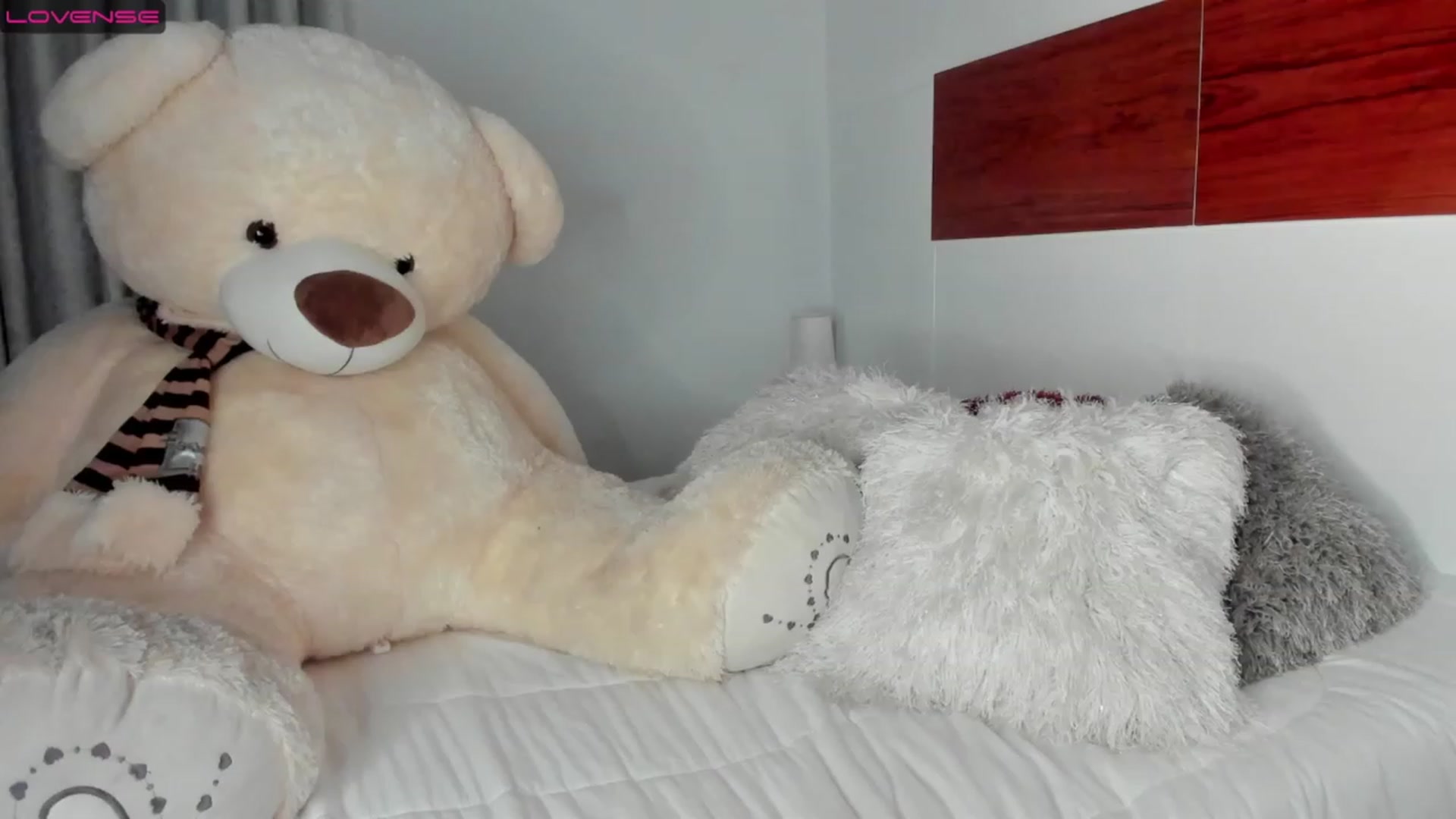 Gallery image thumbnail from Amber_walker's myfreecams stream on, 11/16/2022, 07:48 image 20 of 20