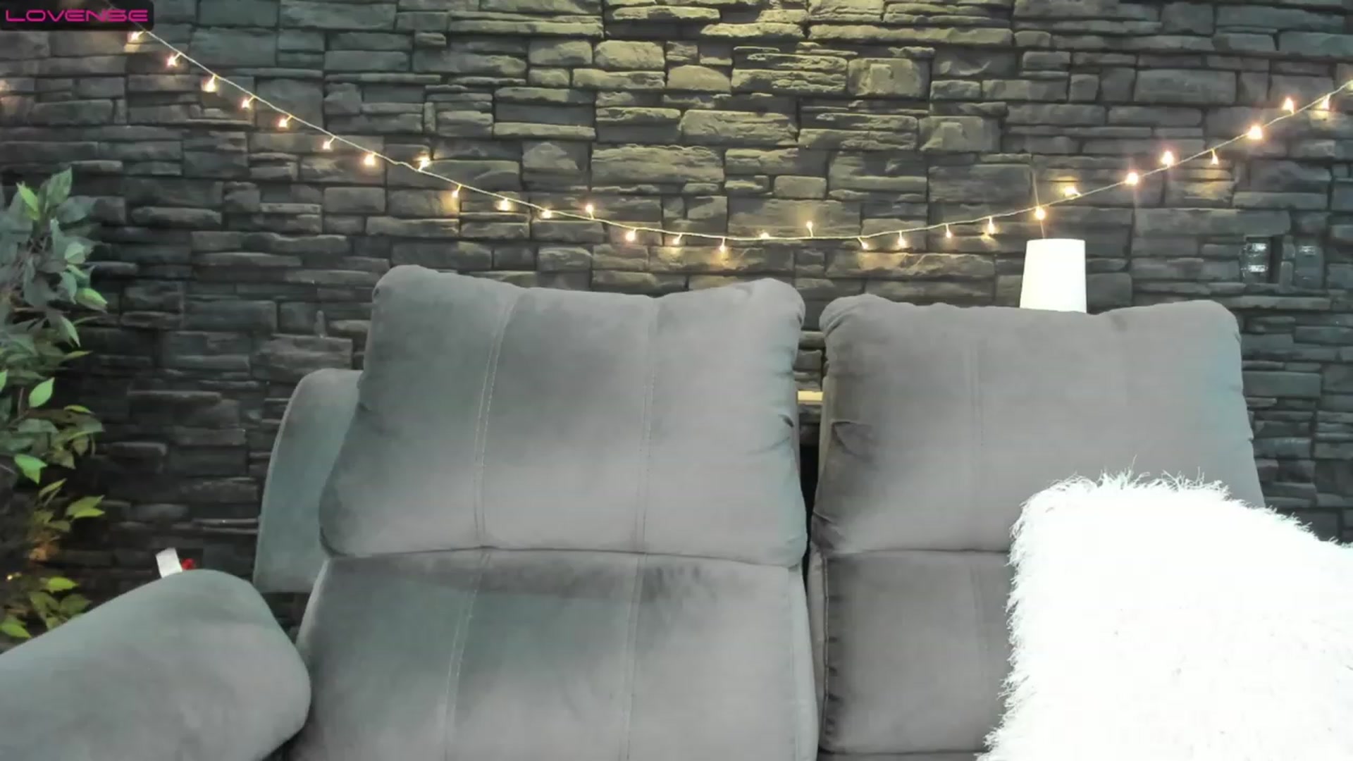 Gallery image thumbnail from Amber_walker's myfreecams stream on, 11/23/2022, 05:03 image 9 of 20