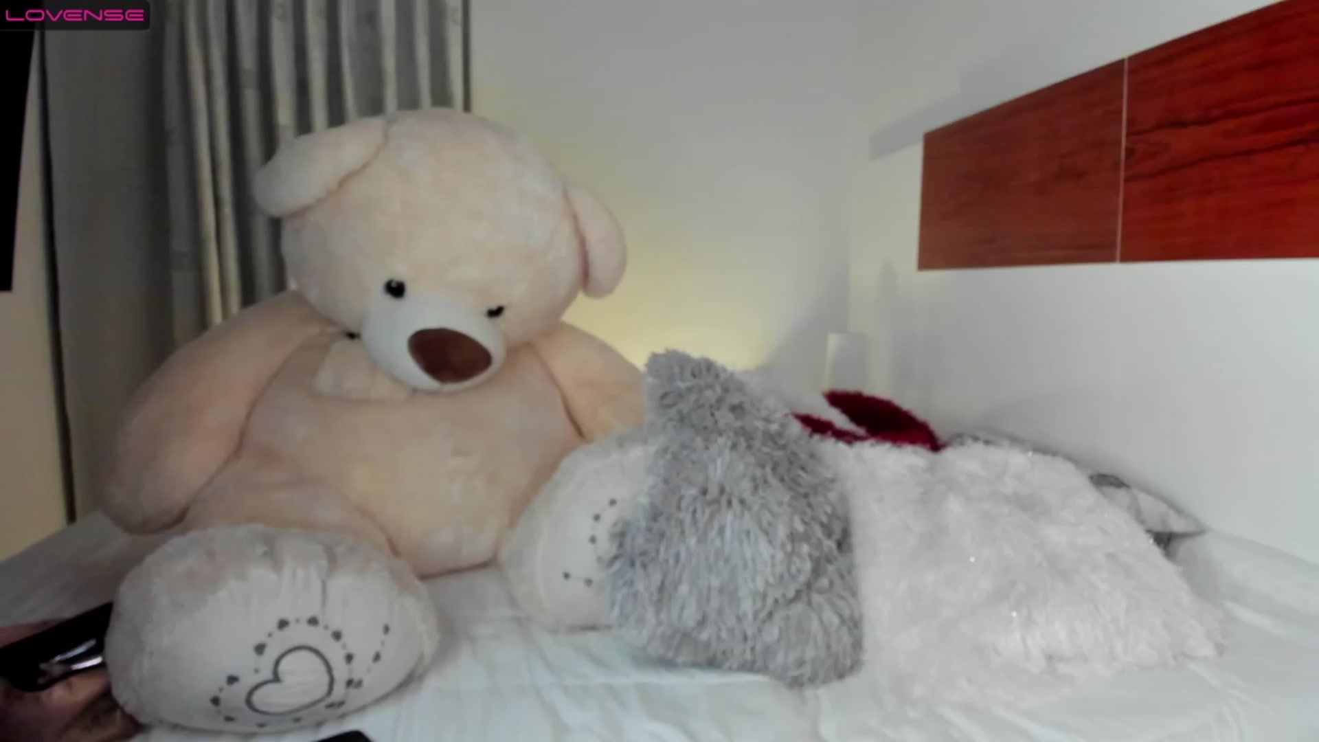 Gallery image thumbnail from Amber_walker's myfreecams stream on, 11/29/2022, 04:05 image 20 of 20