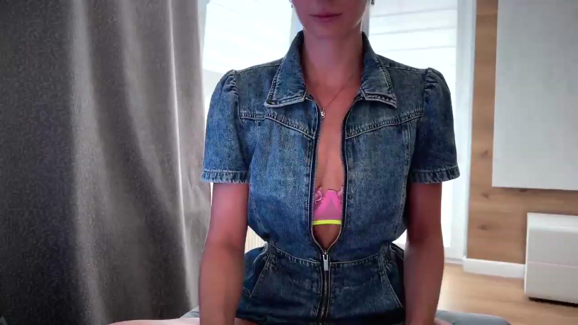 Gallery image thumbnail from Ambercita's myfreecams stream on, 09/01/2026, 15:55 image 9 of 20