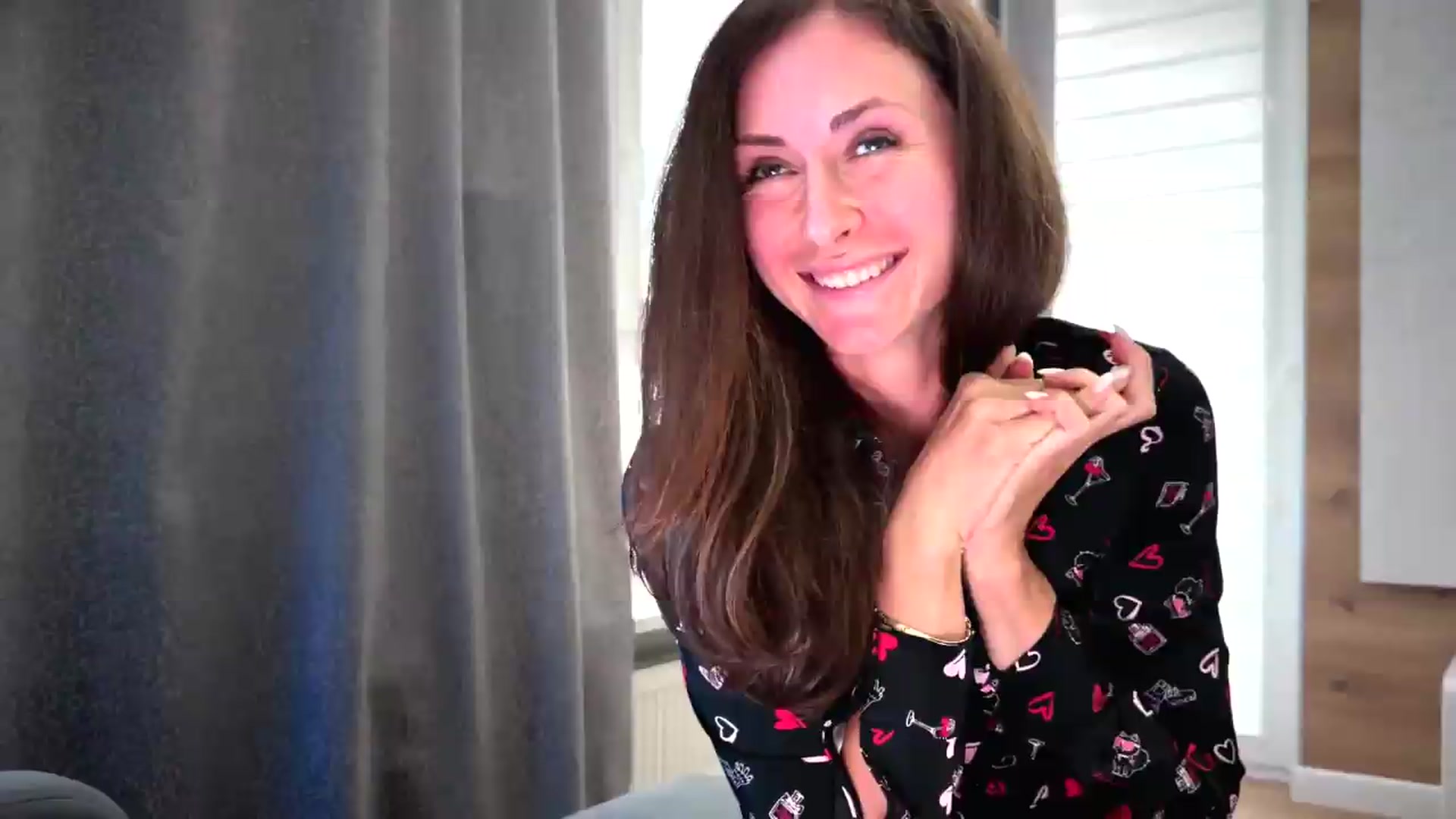 Gallery image thumbnail from Ambercita's myfreecams stream on, 09/22/2026, 16:00 image 14 of 20