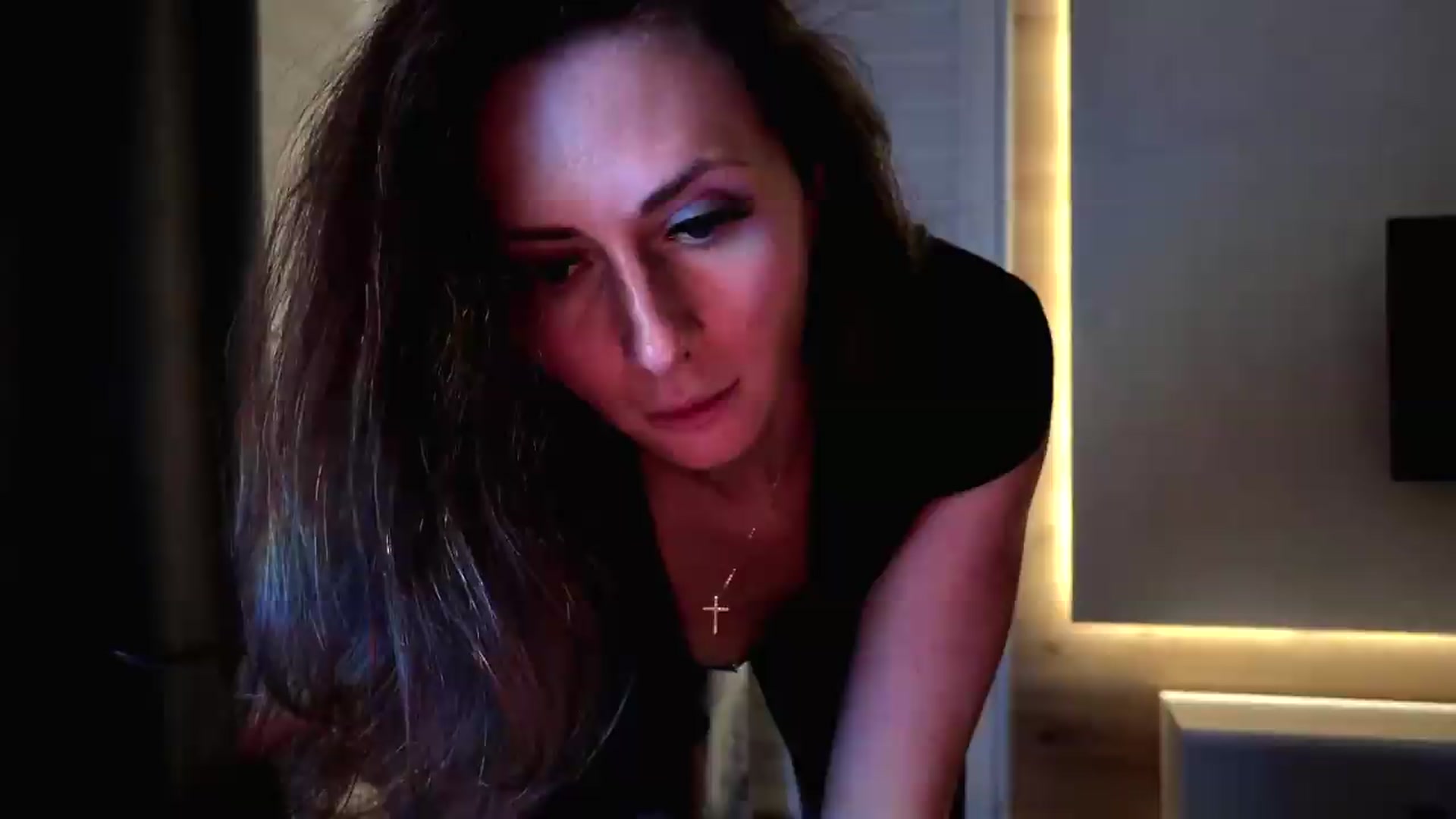 Gallery image thumbnail from Ambercita's myfreecams stream on, 09/26/2026, 23:17 image 12 of 20