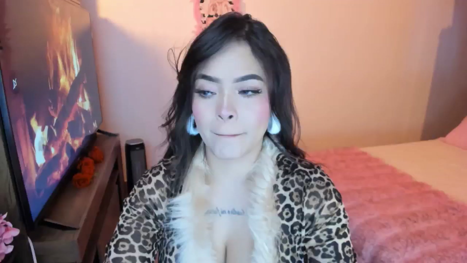 Gallery image thumbnail from Amberjhons's myfreecams stream on, 09/28/2024, 12:52 image 2 of 20