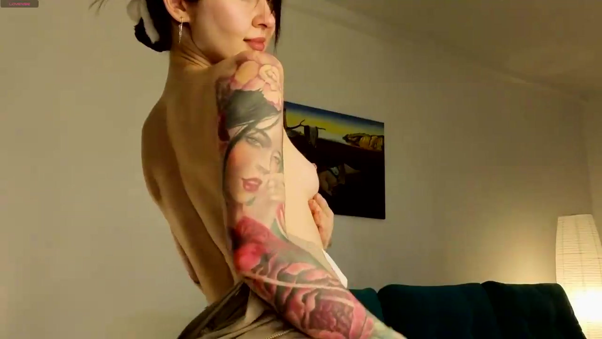Gallery image thumbnail from Ambientmoon's myfreecams stream on, 05/25/2026, 21:19 image 3 of 20