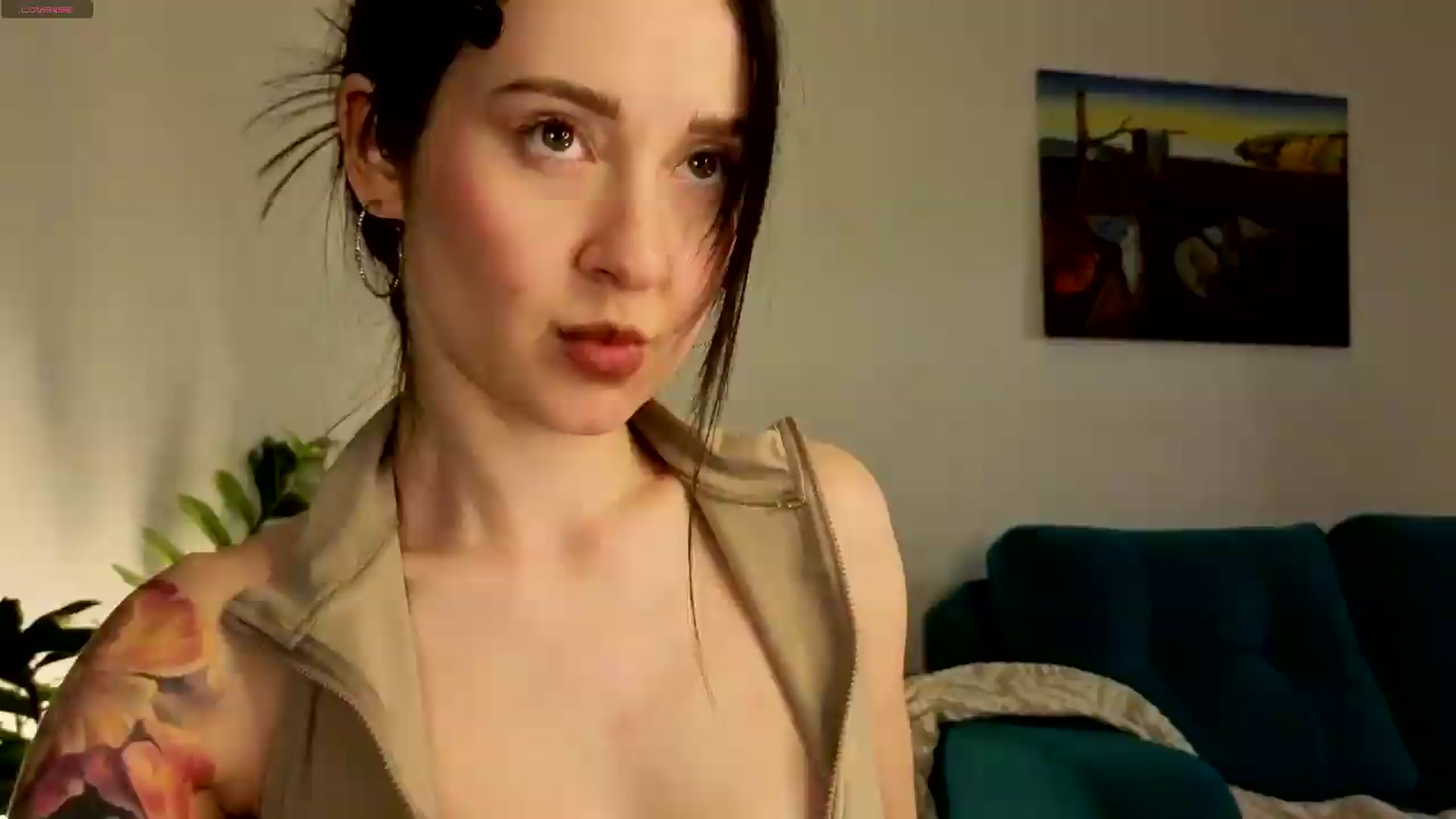 Gallery image thumbnail from Ambientmoon's myfreecams stream on, 05/26/2026, 24:02 image 1 of 20