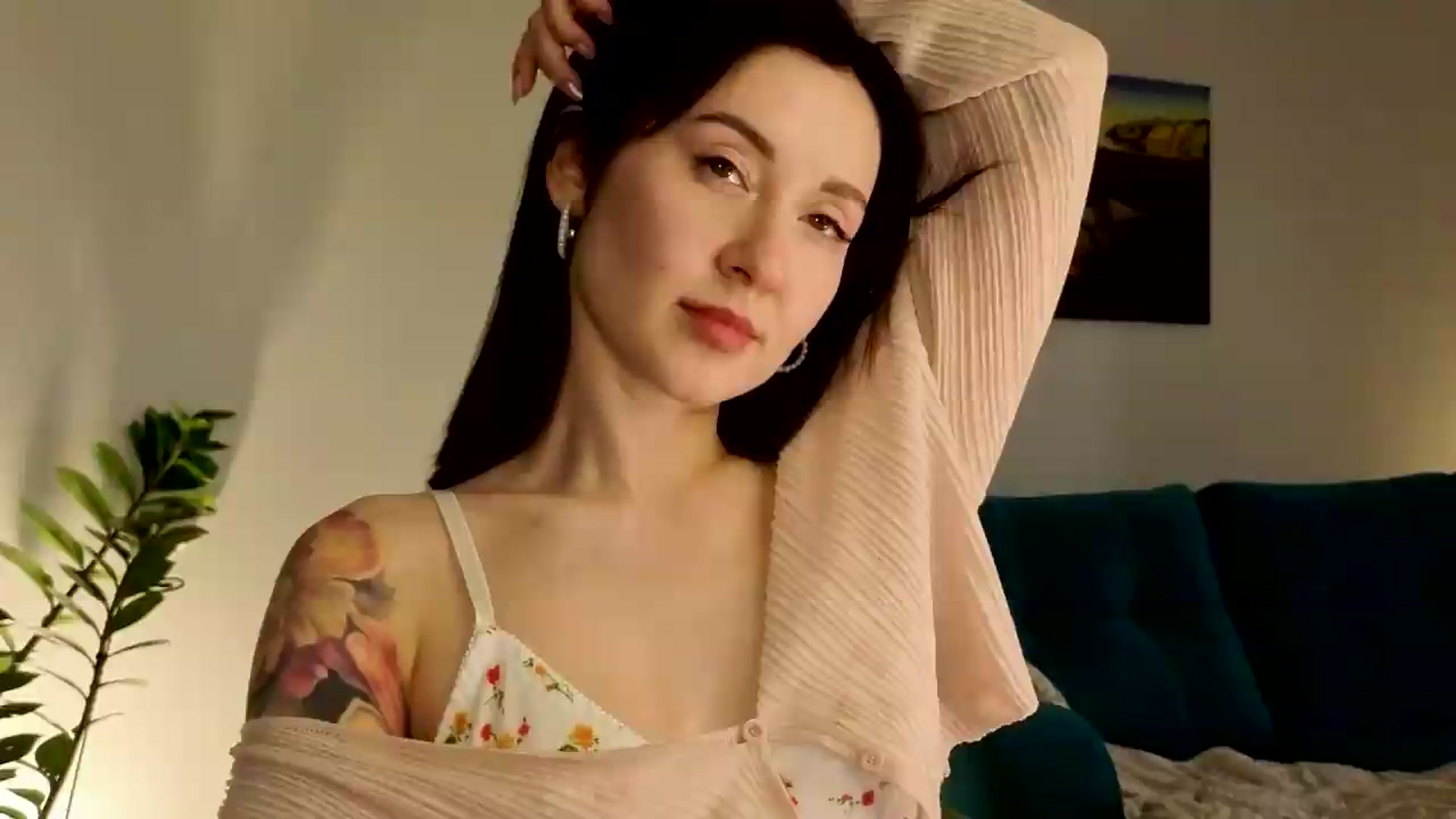 Gallery image thumbnail from Ambientmoon's myfreecams stream on, 05/26/2026, 19:46 image 9 of 20