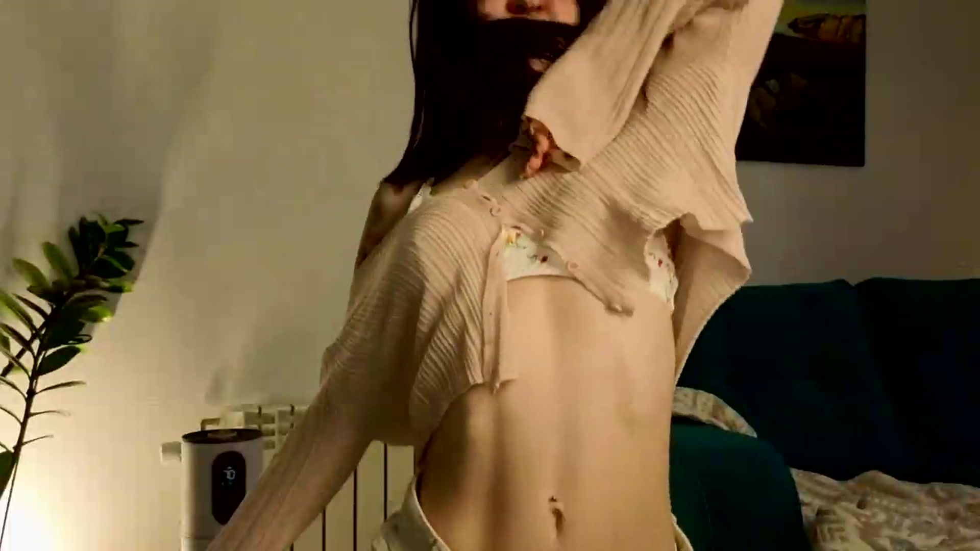 Gallery image thumbnail from Ambientmoon's myfreecams stream on, 05/26/2026, 21:02 image 14 of 20